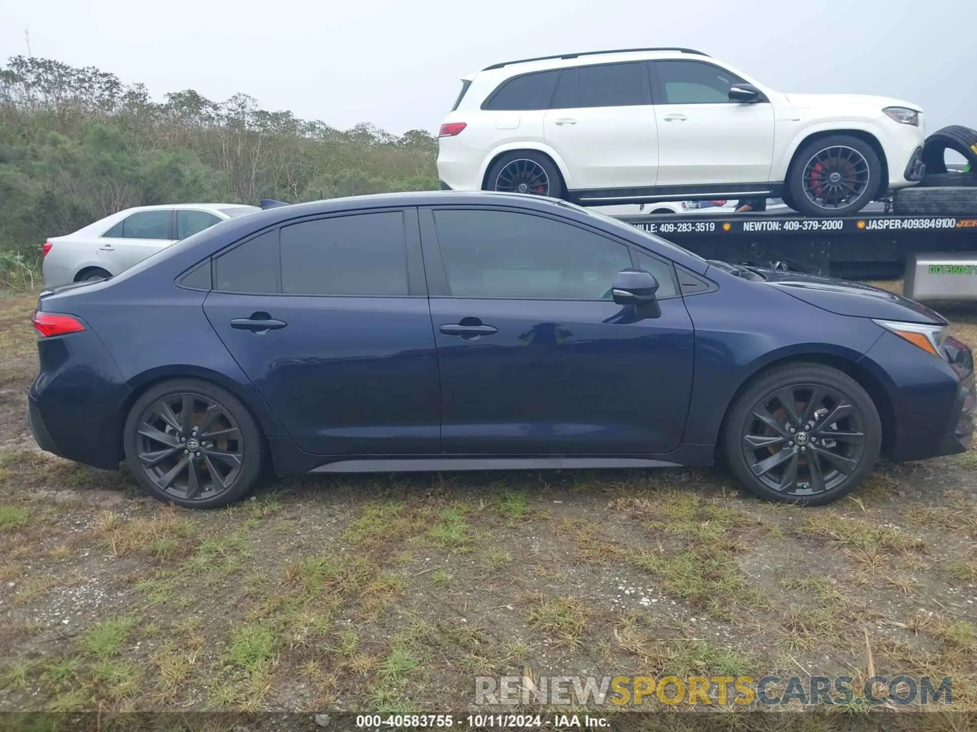 12 Photograph of a damaged car 5YFS4MCE9RP179072 TOYOTA COROLLA 2024