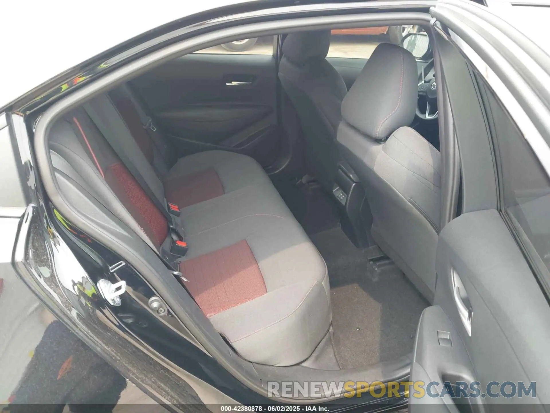 8 Photograph of a damaged car 5YFS4MCE9RP184675 TOYOTA COROLLA 2024