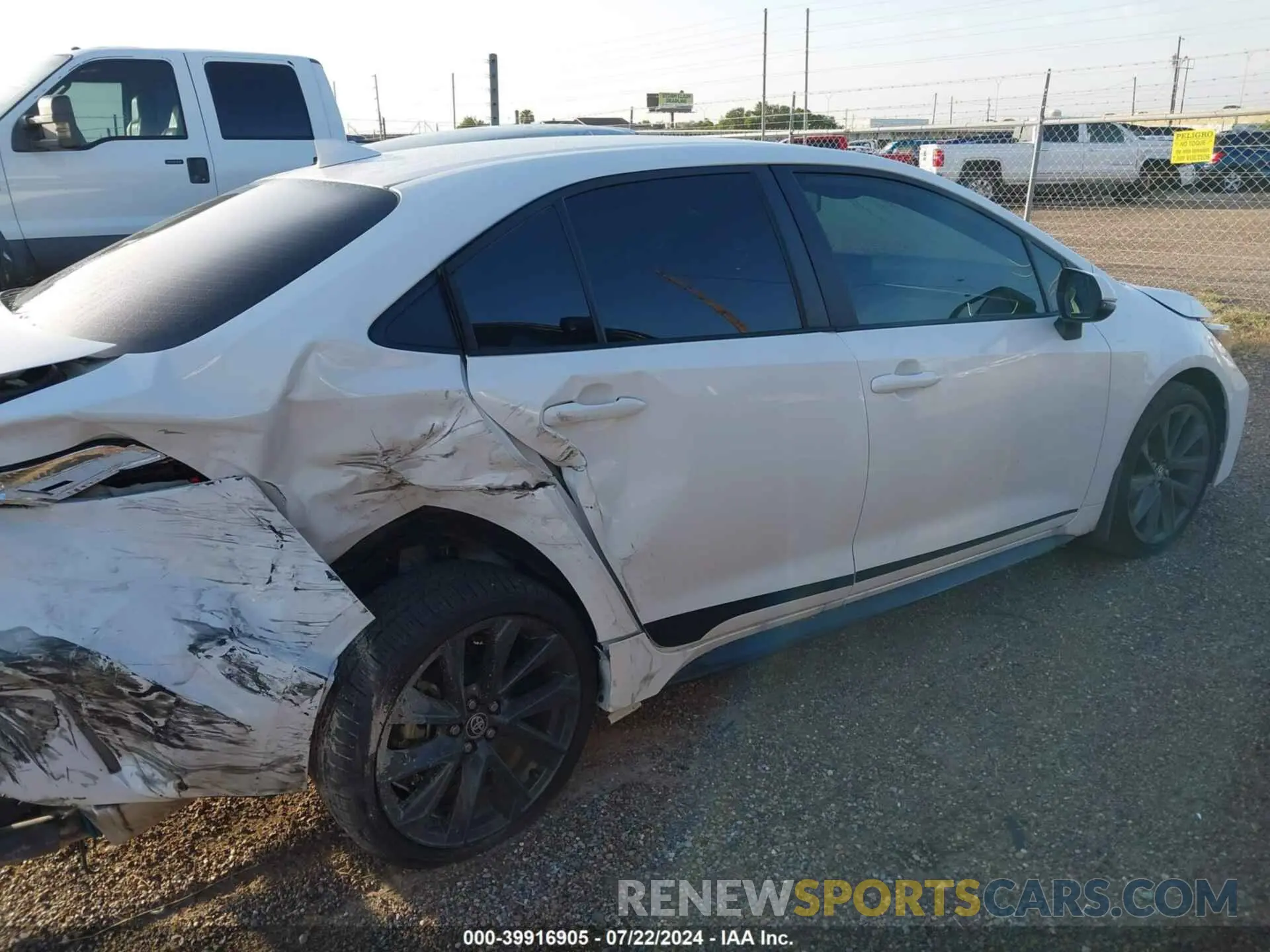 14 Photograph of a damaged car 5YFS4MCE9RP192713 TOYOTA COROLLA 2024