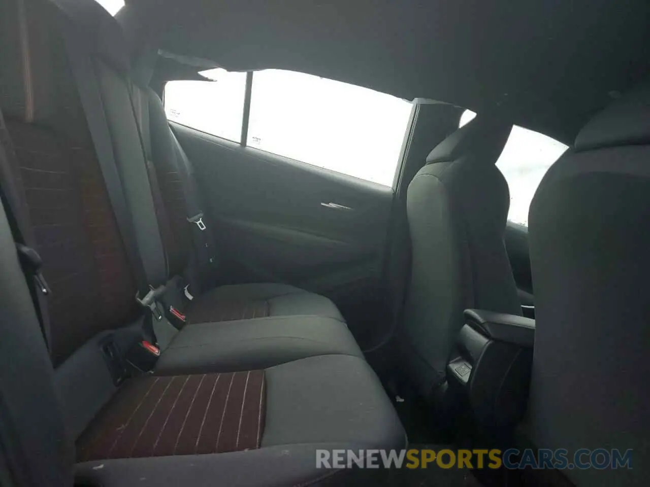 10 Photograph of a damaged car 5YFS4MCE9RP201815 TOYOTA COROLLA 2024