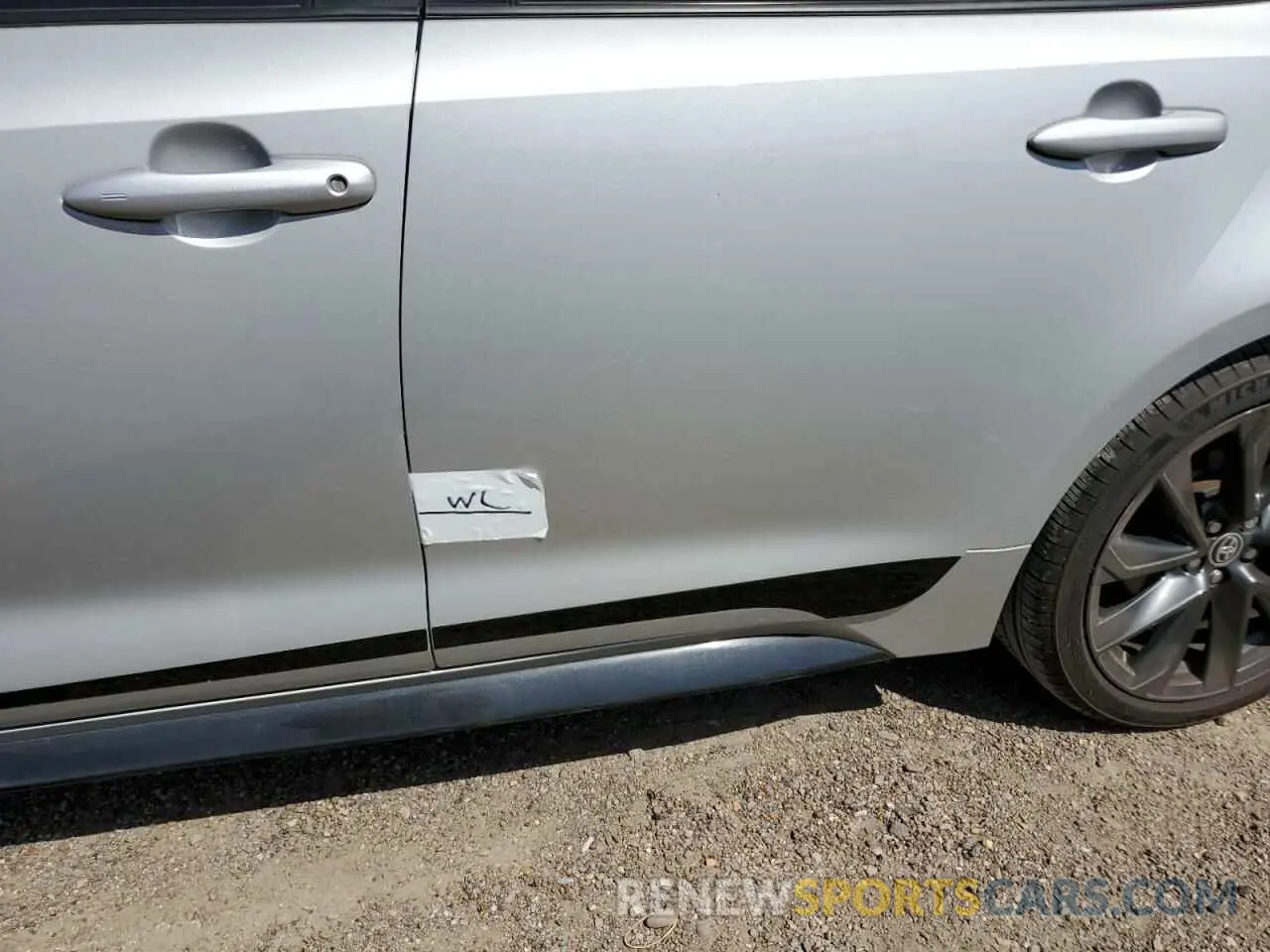 12 Photograph of a damaged car 5YFS4MCEXRP173202 TOYOTA COROLLA 2024