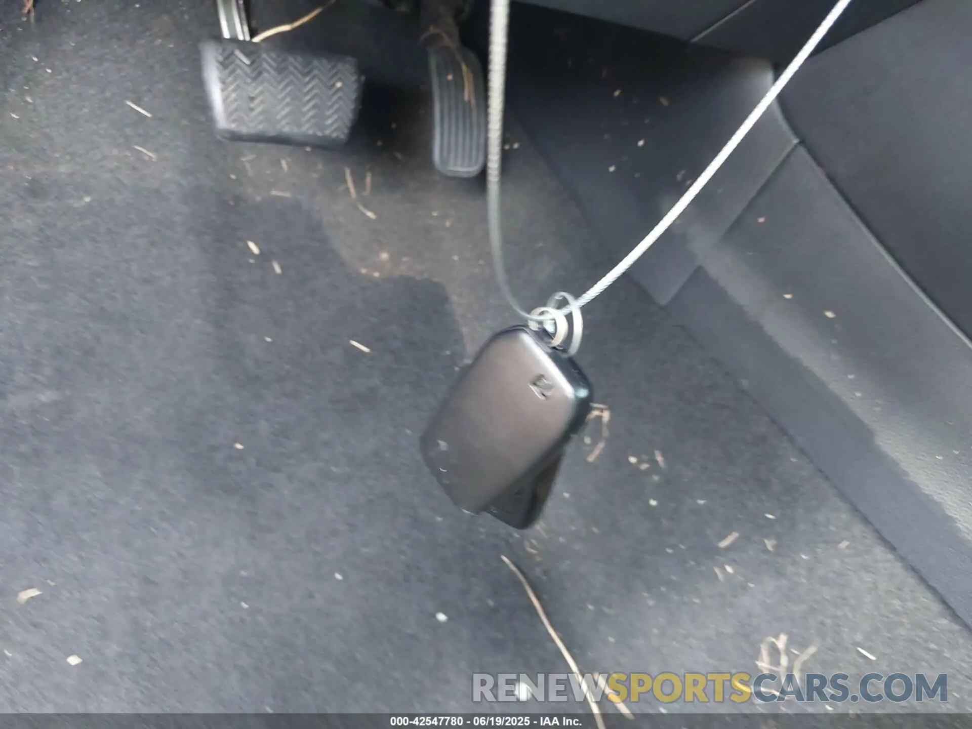 11 Photograph of a damaged car 5YFS4MCEXRP179162 TOYOTA COROLLA 2024