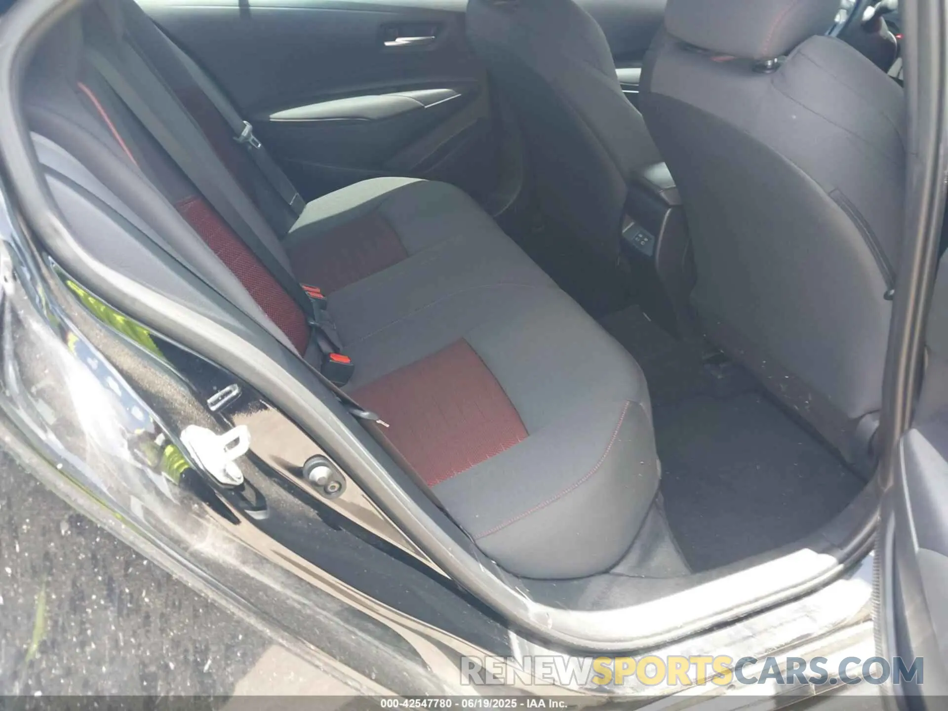 8 Photograph of a damaged car 5YFS4MCEXRP179162 TOYOTA COROLLA 2024