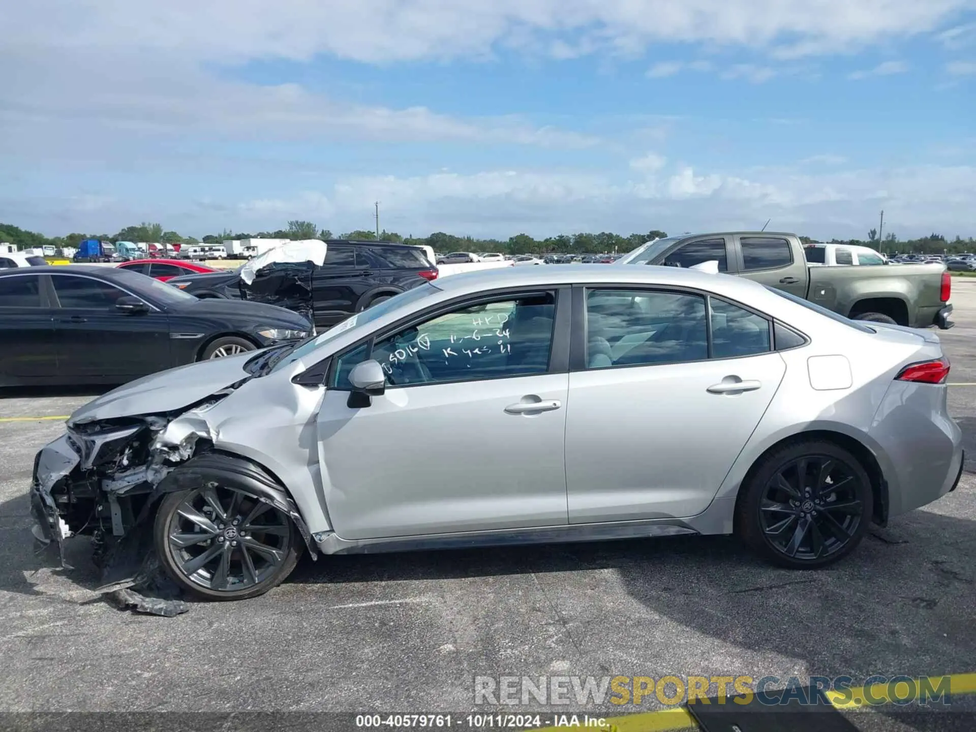14 Photograph of a damaged car 5YFS4MCEXRP205016 TOYOTA COROLLA 2024