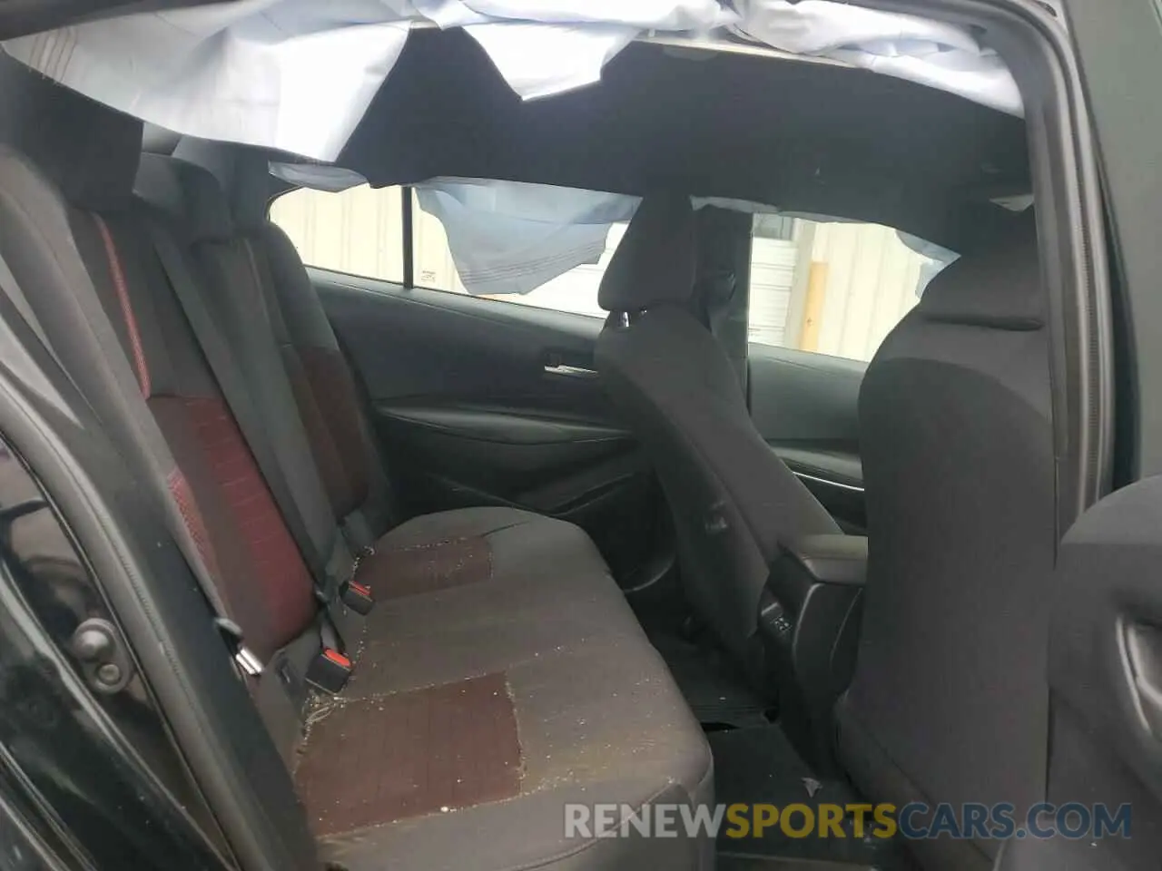 11 Photograph of a damaged car 5YFS4MCEXRP209549 TOYOTA COROLLA 2024