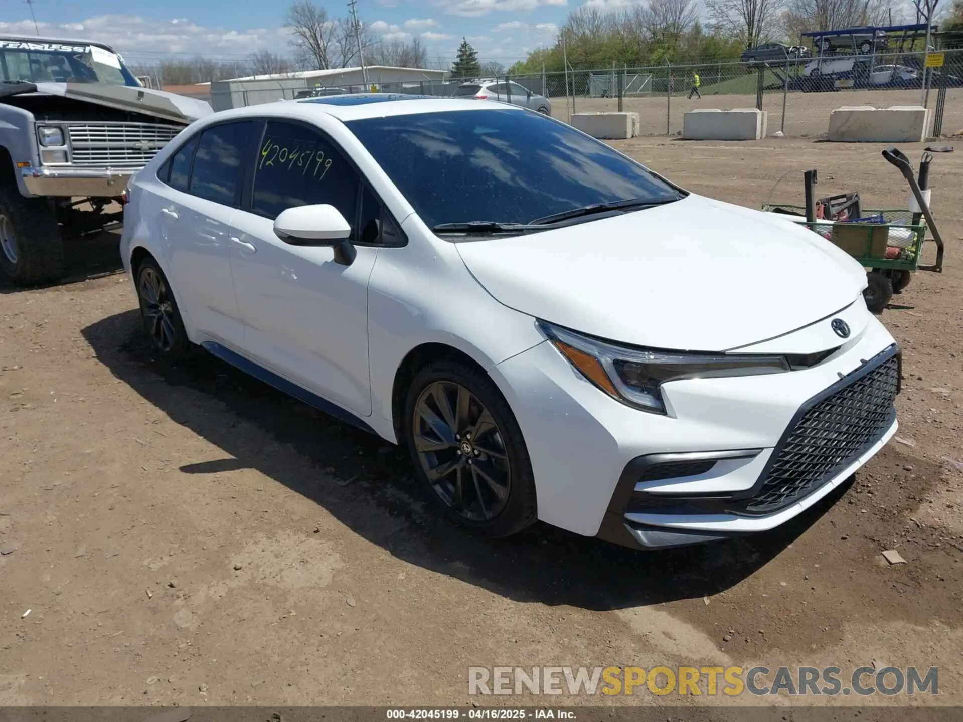 1 Photograph of a damaged car 5YFT4MCE3RP208490 TOYOTA COROLLA 2024
