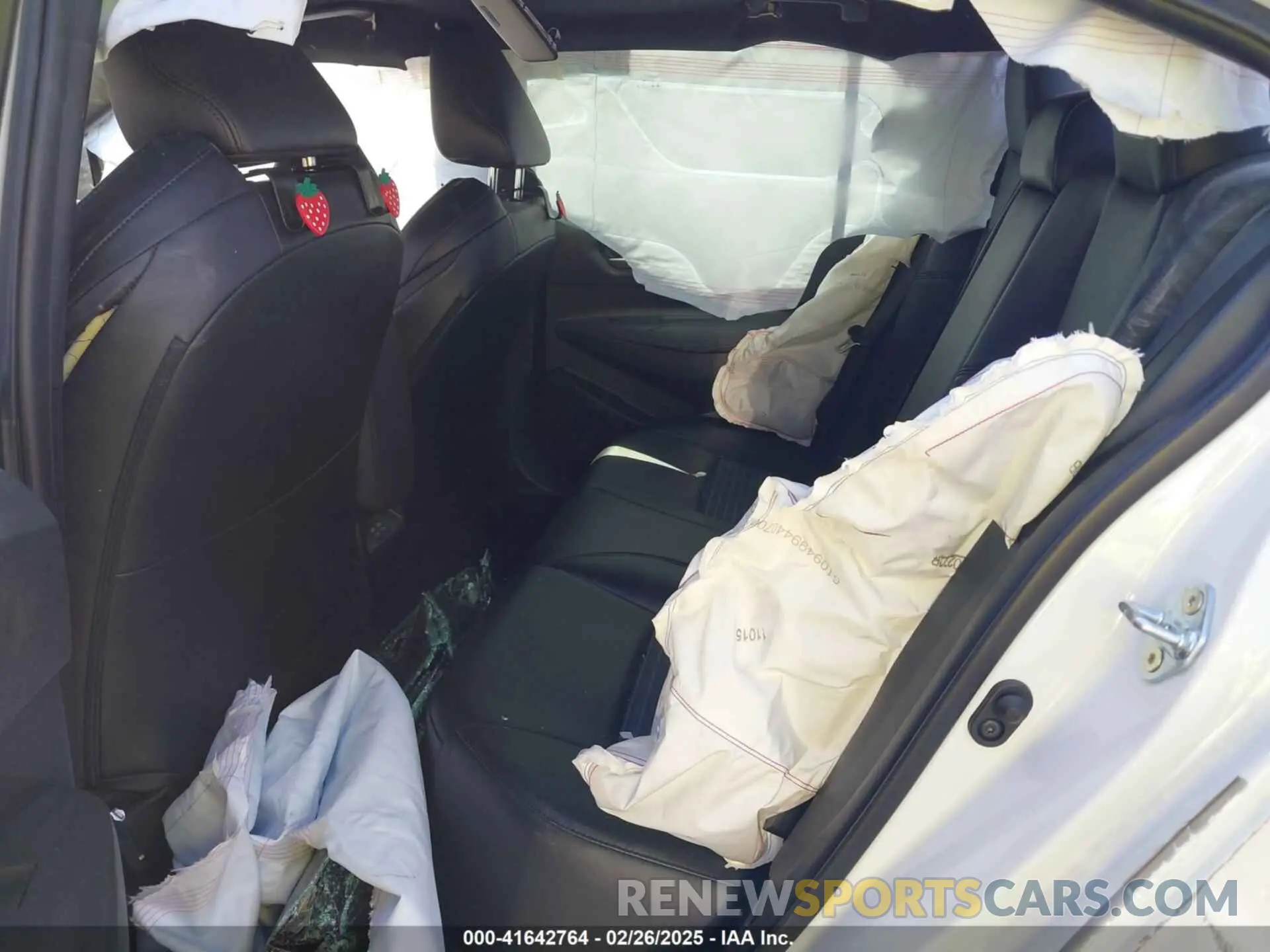 8 Photograph of a damaged car 5YFT4MCE5RP193796 TOYOTA COROLLA 2024