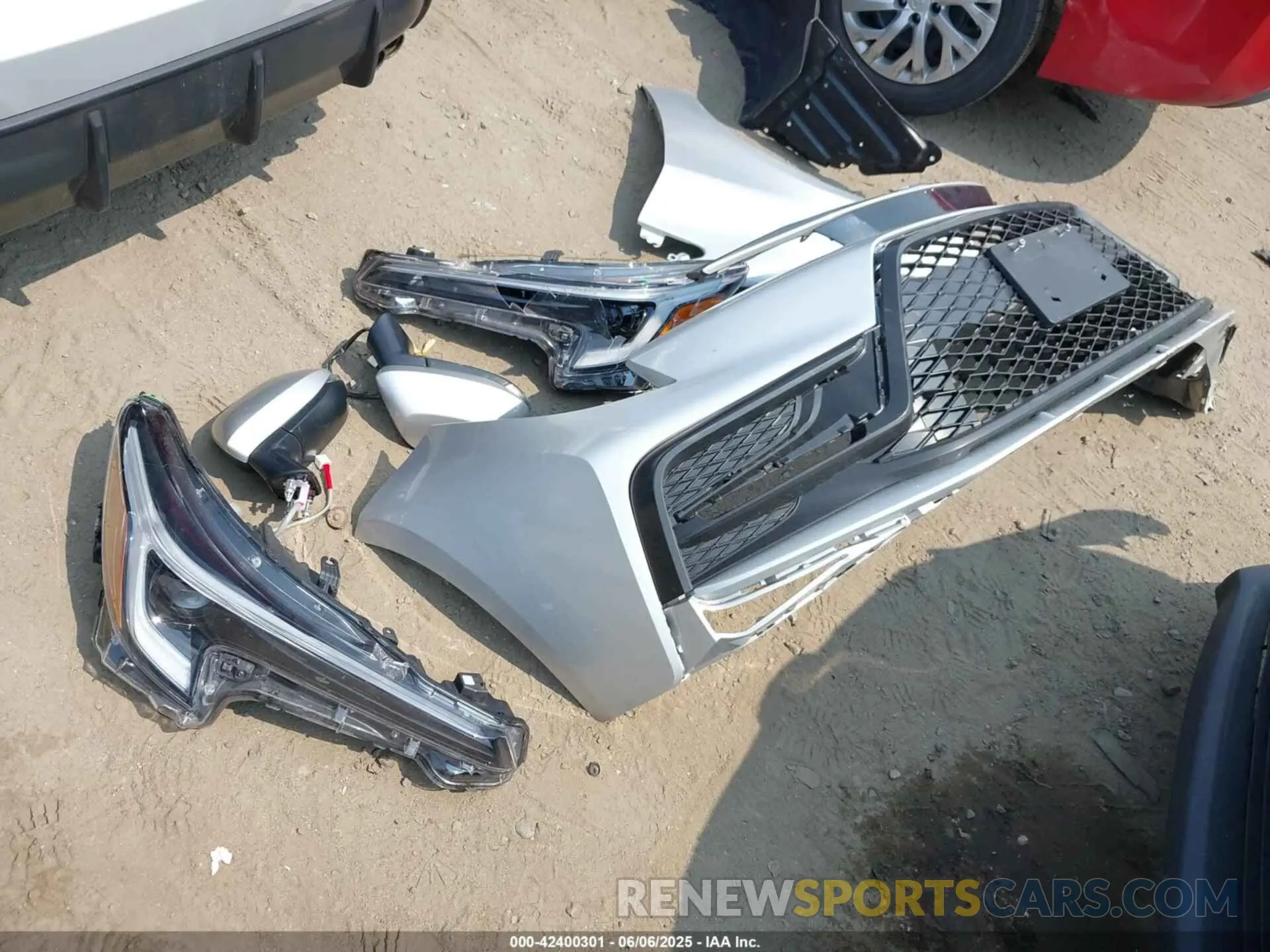 12 Photograph of a damaged car 5YFT4MCE5RP205090 TOYOTA COROLLA 2024