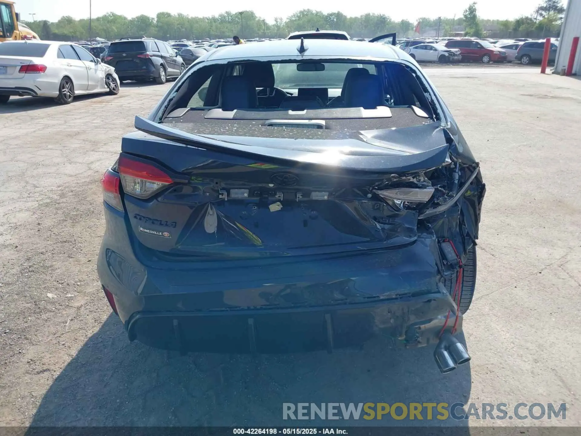 16 Photograph of a damaged car 5YFT4MCEXRP185371 TOYOTA COROLLA 2024