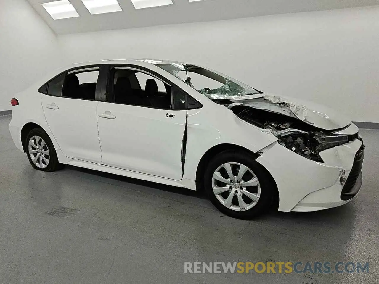 4 Photograph of a damaged car JTDB4MEE3R3024121 TOYOTA COROLLA 2024