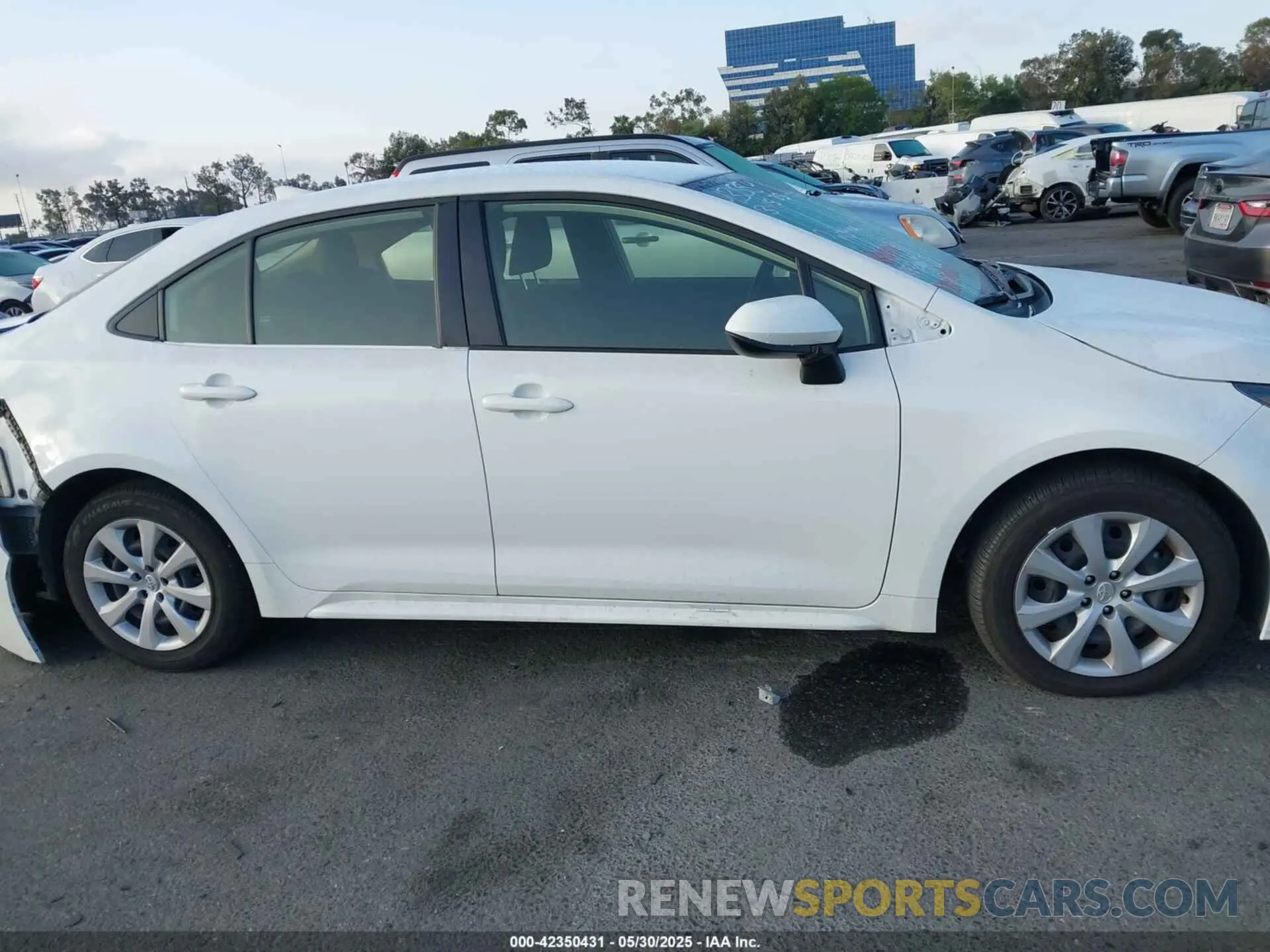 13 Photograph of a damaged car JTDB4MEE6RJ014324 TOYOTA COROLLA 2024