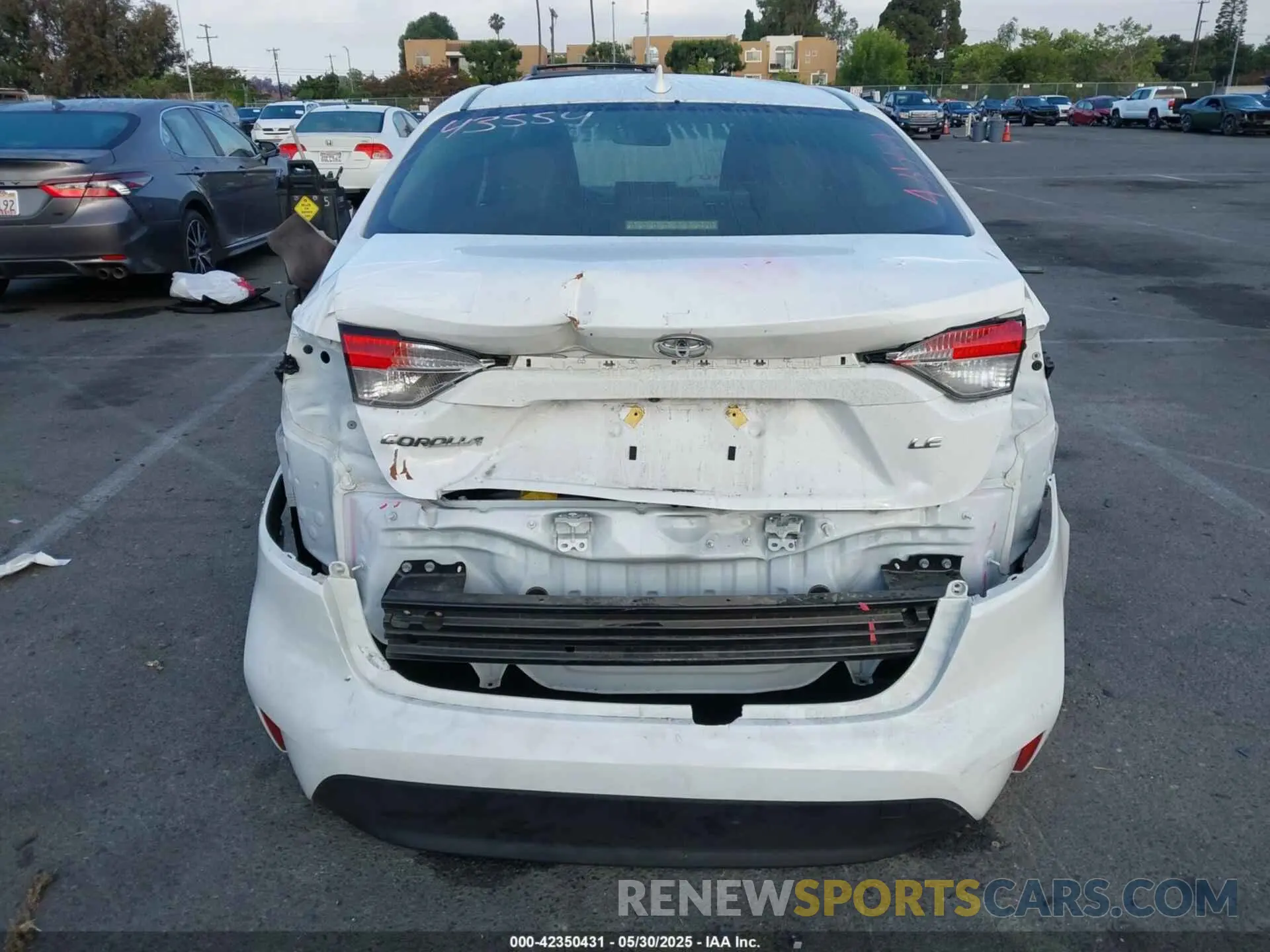 16 Photograph of a damaged car JTDB4MEE6RJ014324 TOYOTA COROLLA 2024