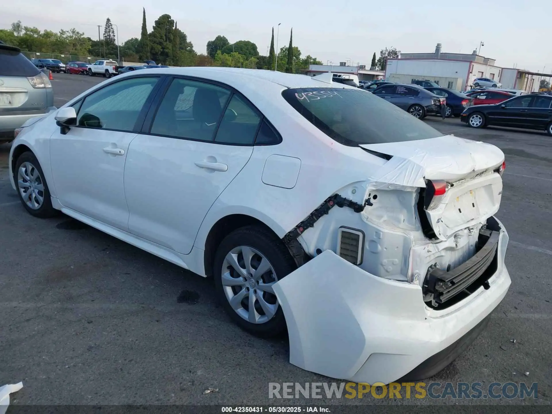 3 Photograph of a damaged car JTDB4MEE6RJ014324 TOYOTA COROLLA 2024