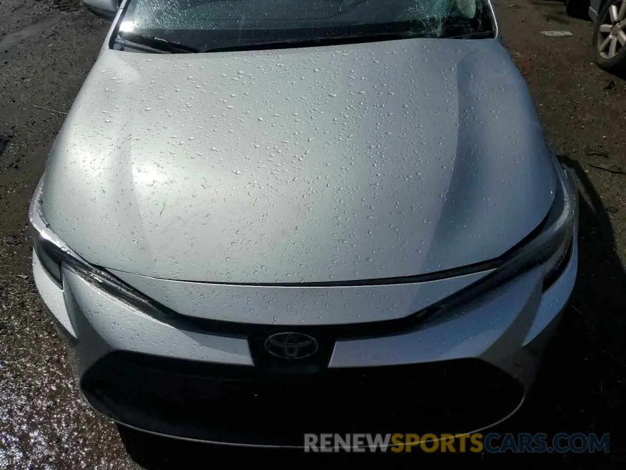 11 Photograph of a damaged car JTDBCMFE0R3031626 TOYOTA COROLLA 2024