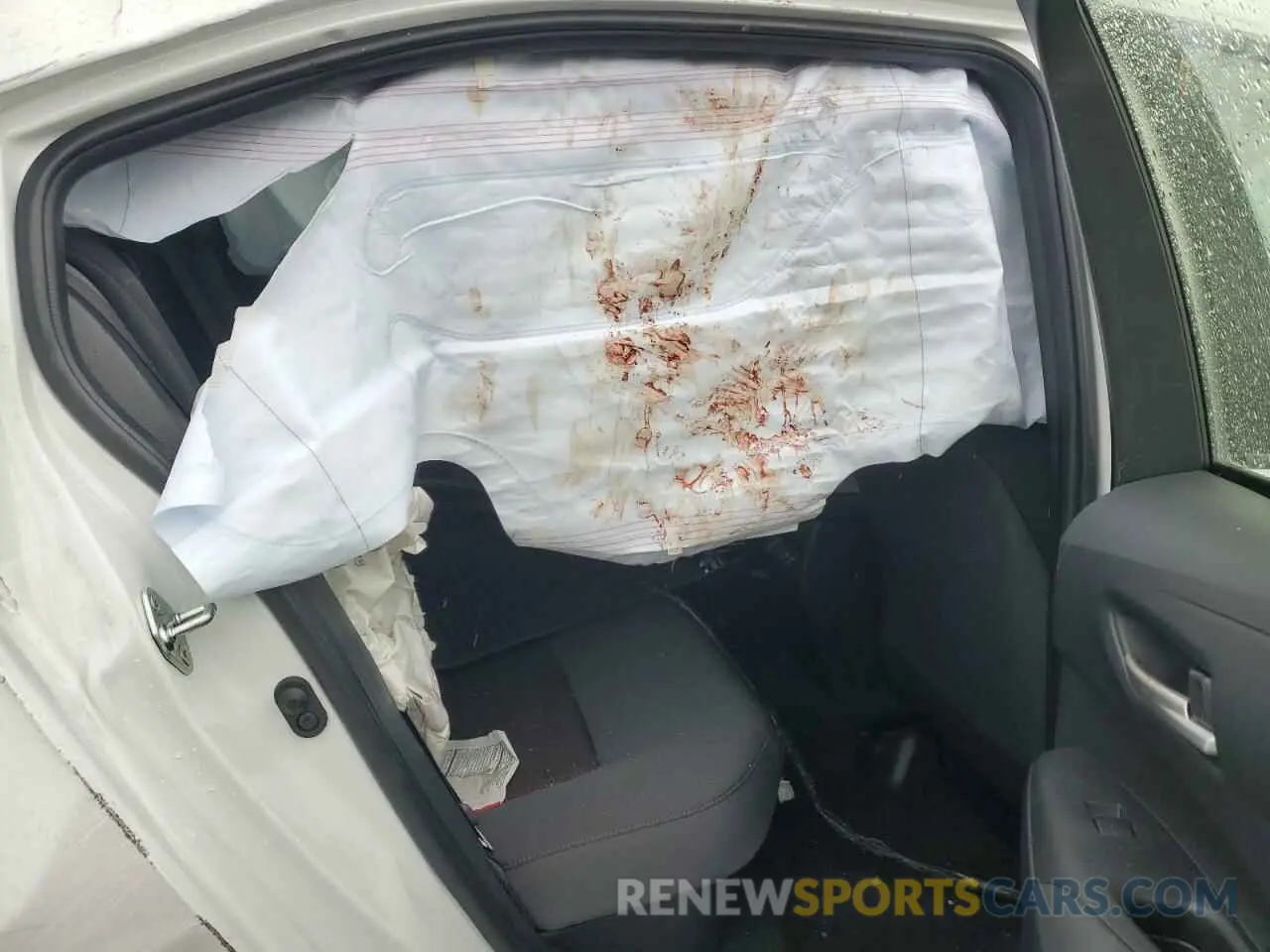 10 Photograph of a damaged car JTDBCMFE0R3060835 TOYOTA COROLLA 2024