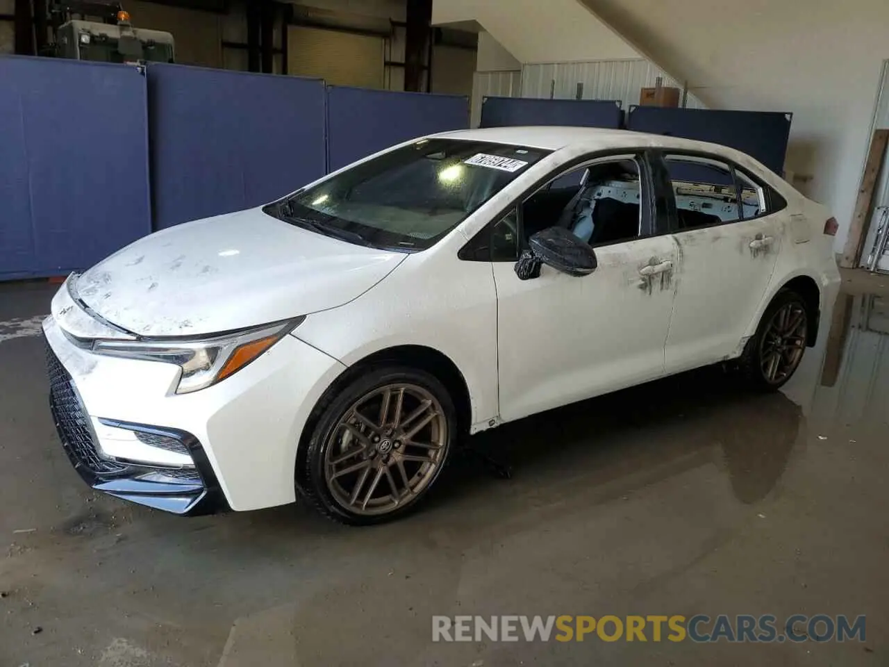 1 Photograph of a damaged car JTDBCMFE1R3037595 TOYOTA COROLLA 2024
