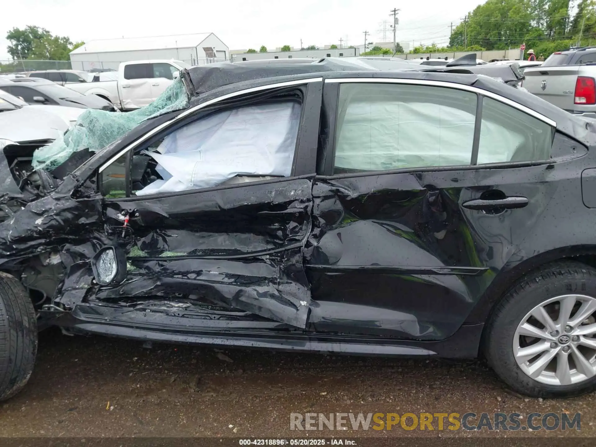 14 Photograph of a damaged car JTDBCMFE1RJ021022 TOYOTA COROLLA 2024