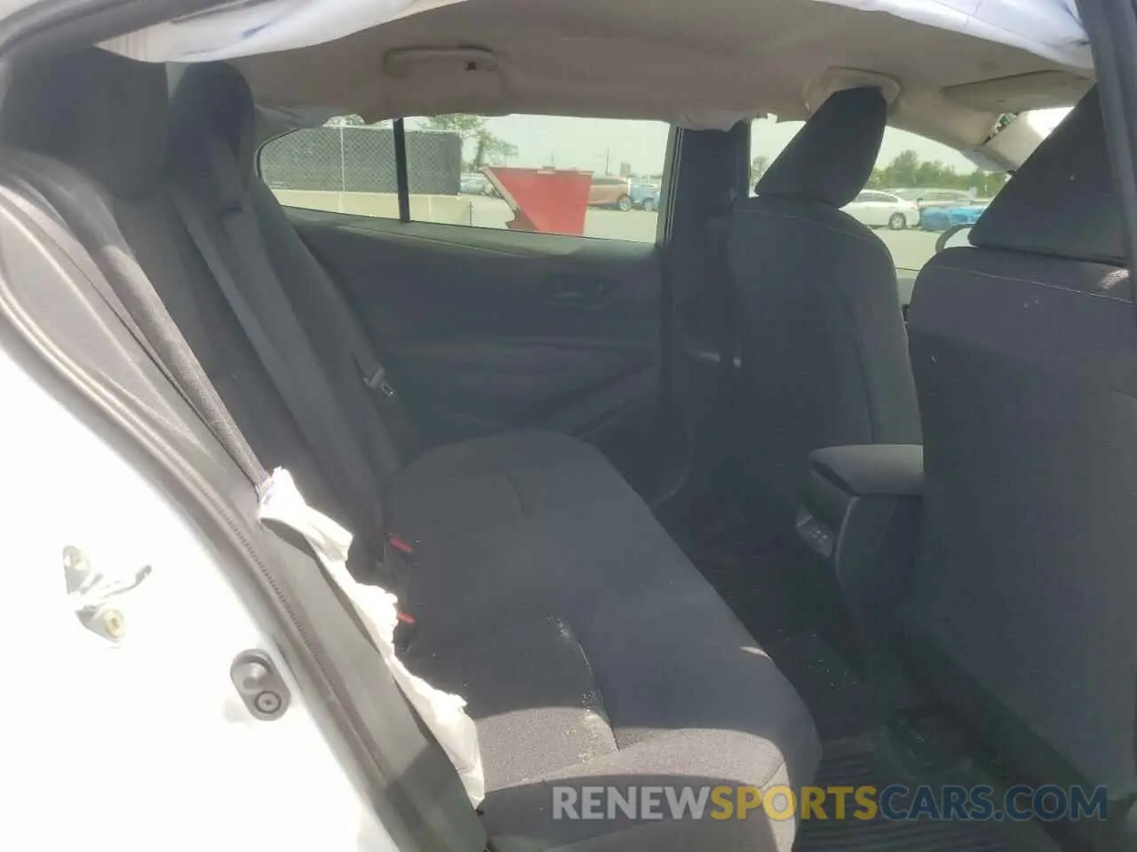 10 Photograph of a damaged car JTDBCMFE2R3062537 TOYOTA COROLLA 2024