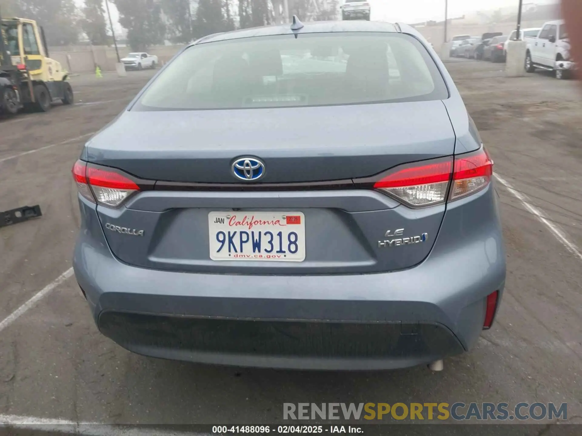 17 Photograph of a damaged car JTDBCMFE2RJ021904 TOYOTA COROLLA 2024