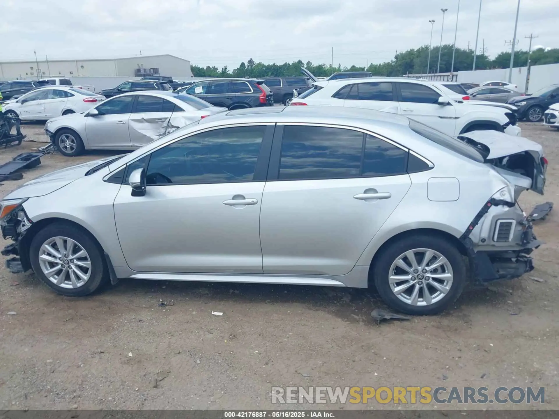 15 Photograph of a damaged car JTDBCMFE3R3037615 TOYOTA COROLLA 2024