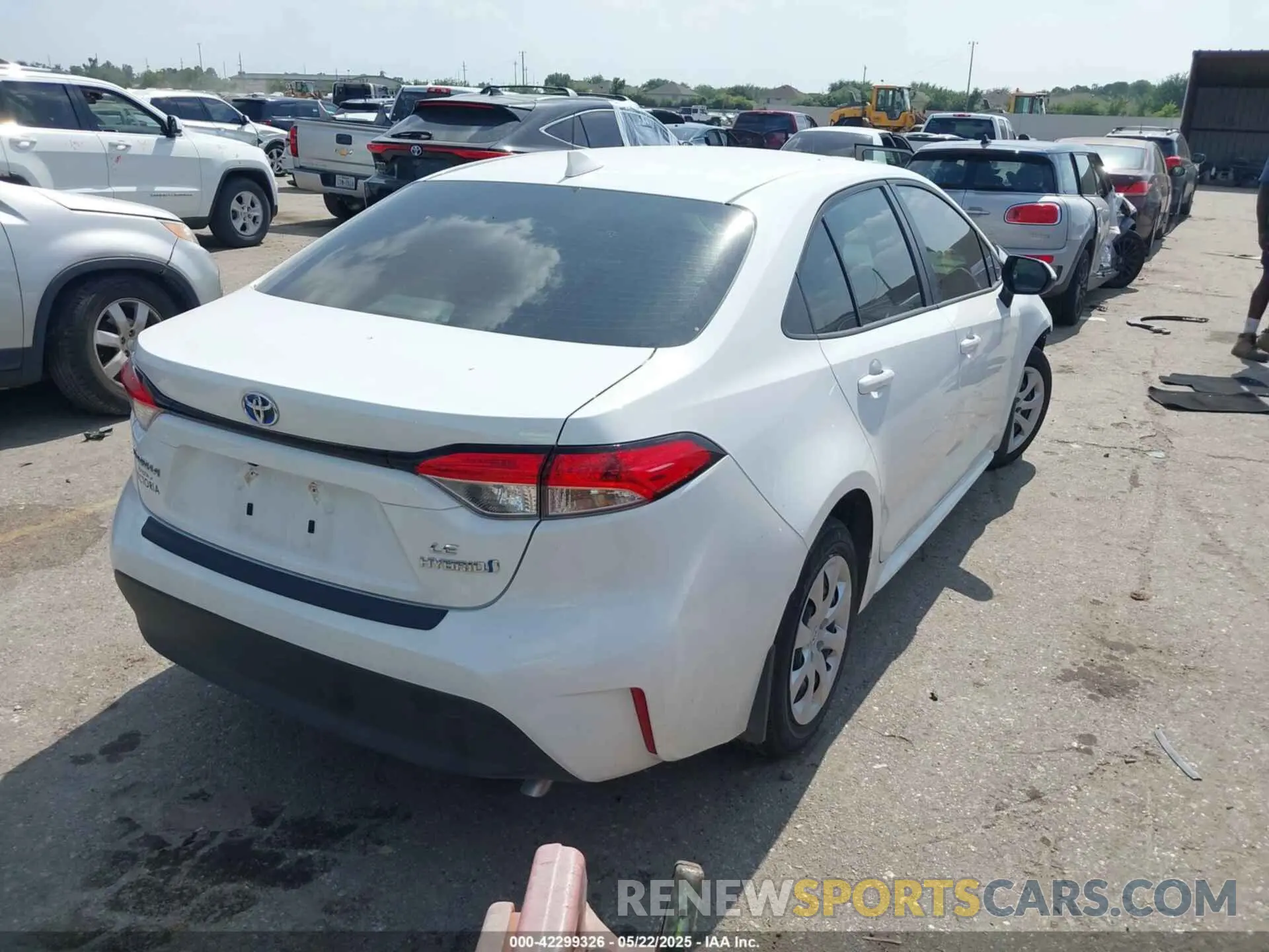 4 Photograph of a damaged car JTDBCMFE3R3065804 TOYOTA COROLLA 2024