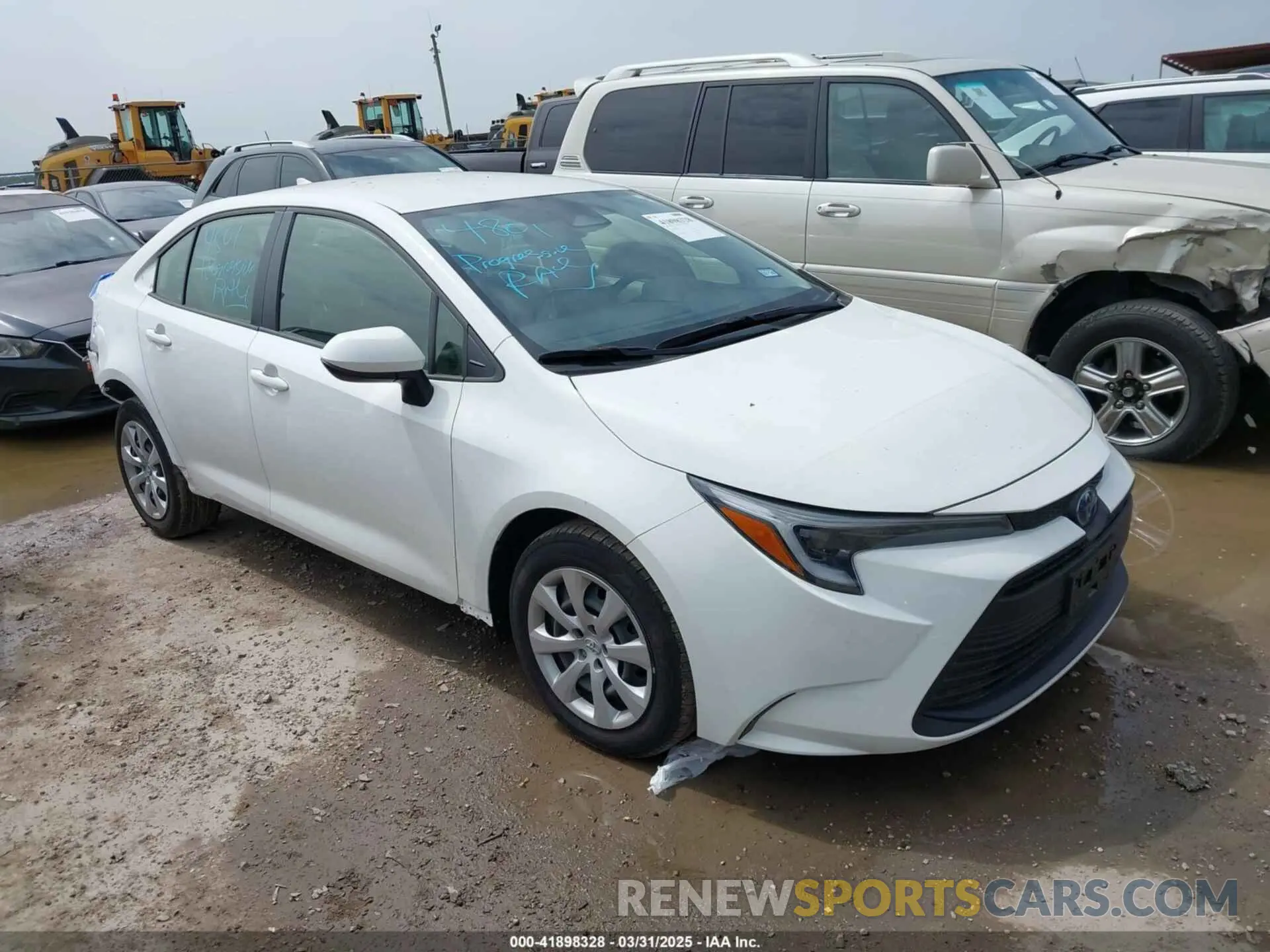 1 Photograph of a damaged car JTDBCMFE4R3040989 TOYOTA COROLLA 2024