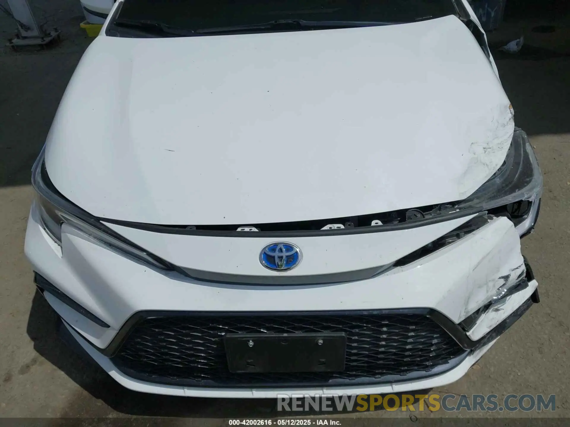 17 Photograph of a damaged car JTDBCMFE4R3063432 TOYOTA COROLLA 2024