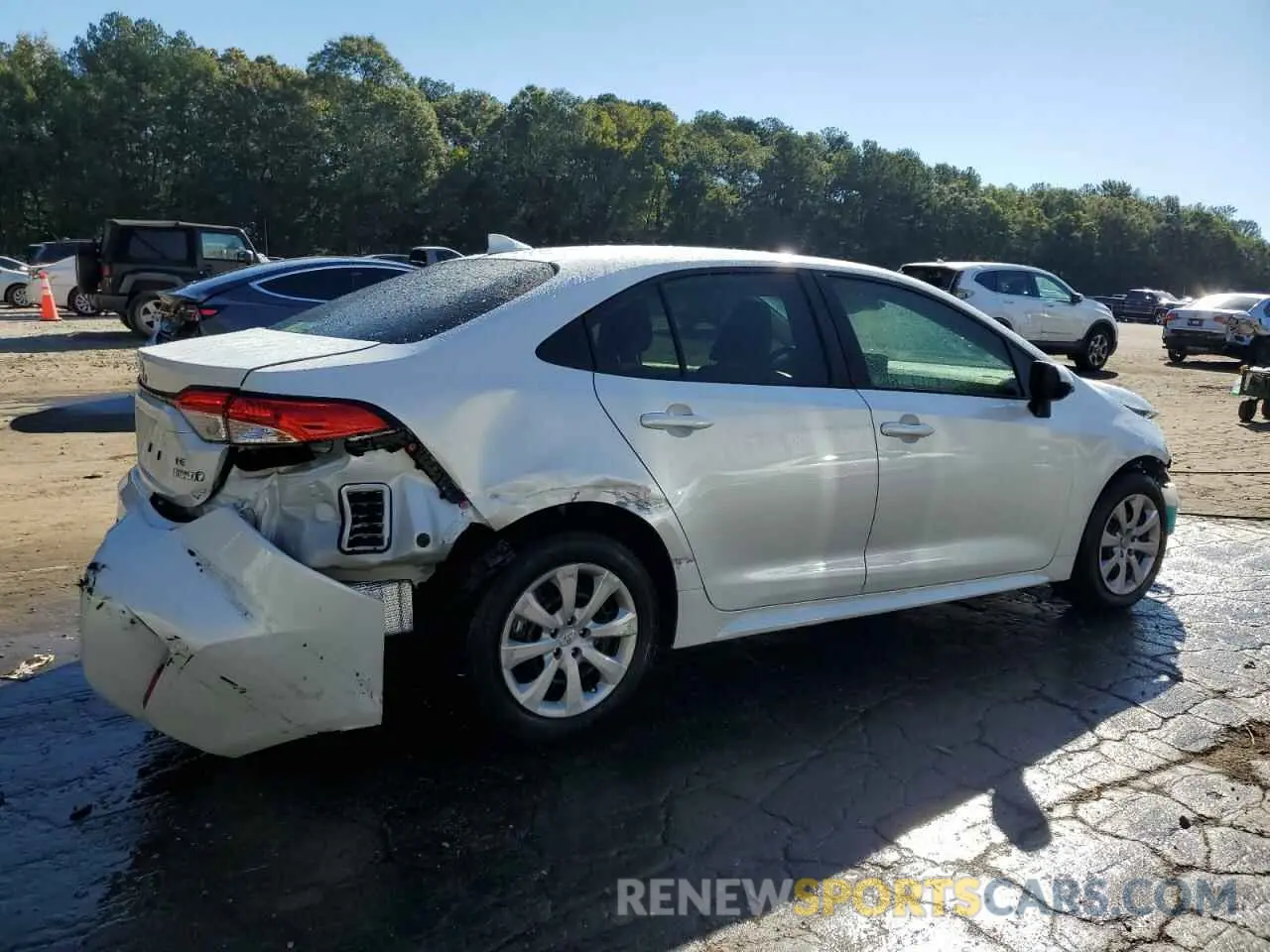 3 Photograph of a damaged car JTDBCMFE5R3027989 TOYOTA COROLLA 2024