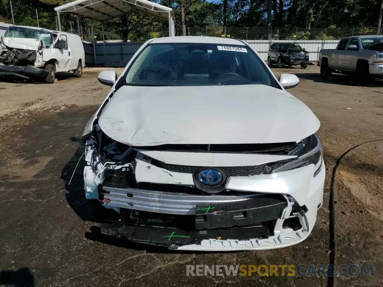 5 Photograph of a damaged car JTDBCMFE5R3027989 TOYOTA COROLLA 2024