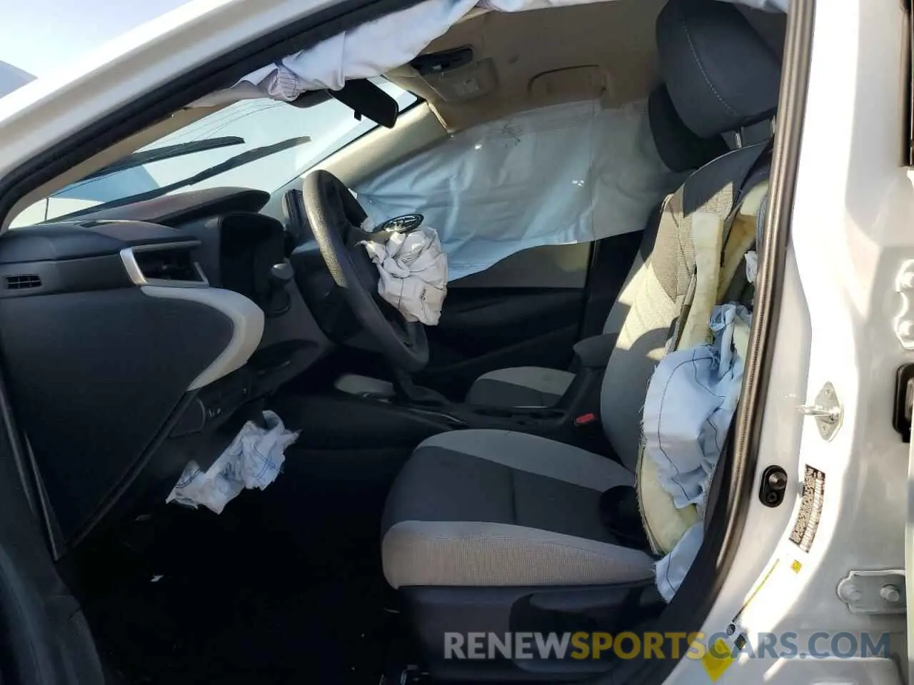 7 Photograph of a damaged car JTDBCMFE5R3046770 TOYOTA COROLLA 2024