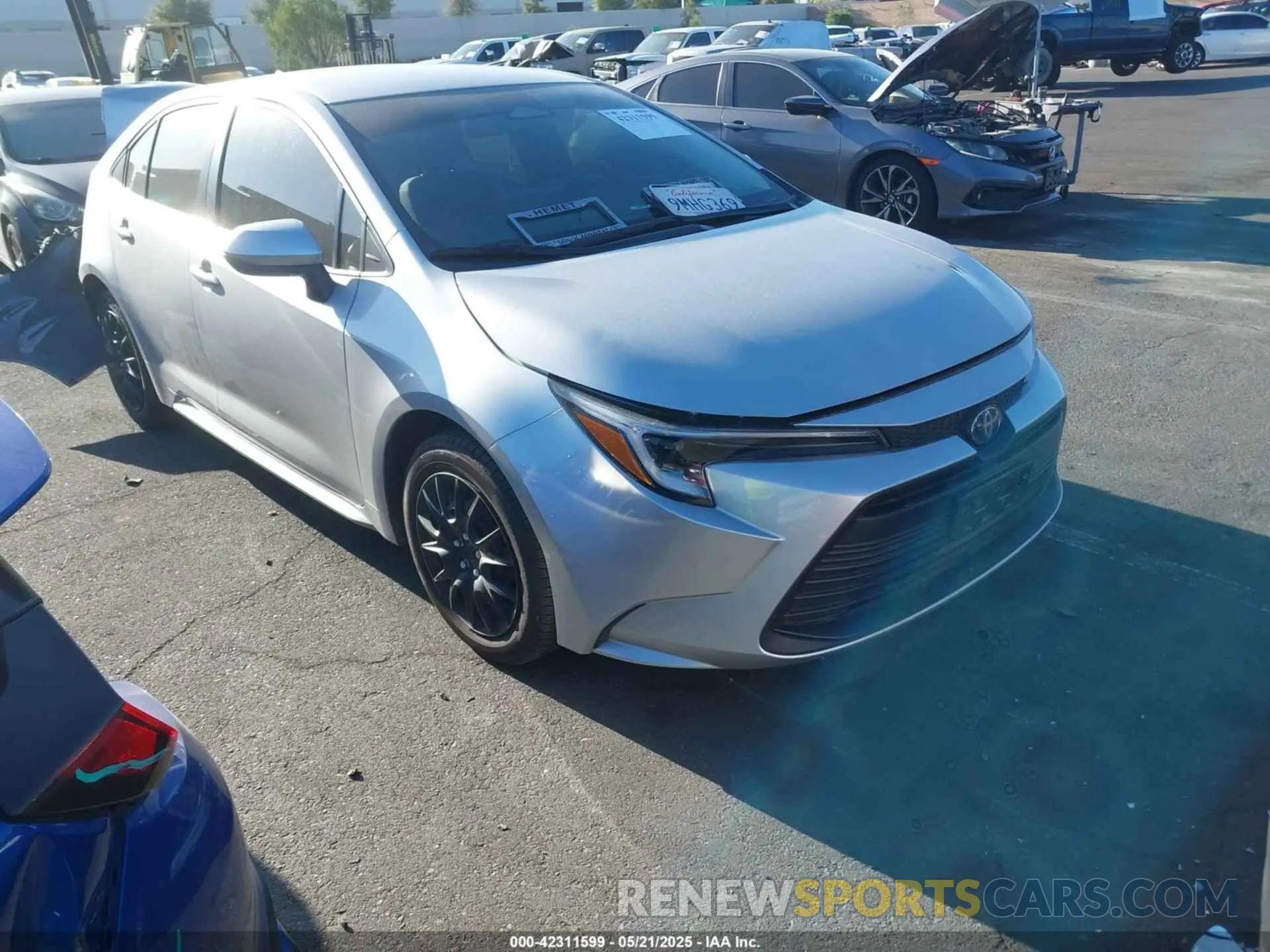 1 Photograph of a damaged car JTDBCMFE5R3054707 TOYOTA COROLLA 2024
