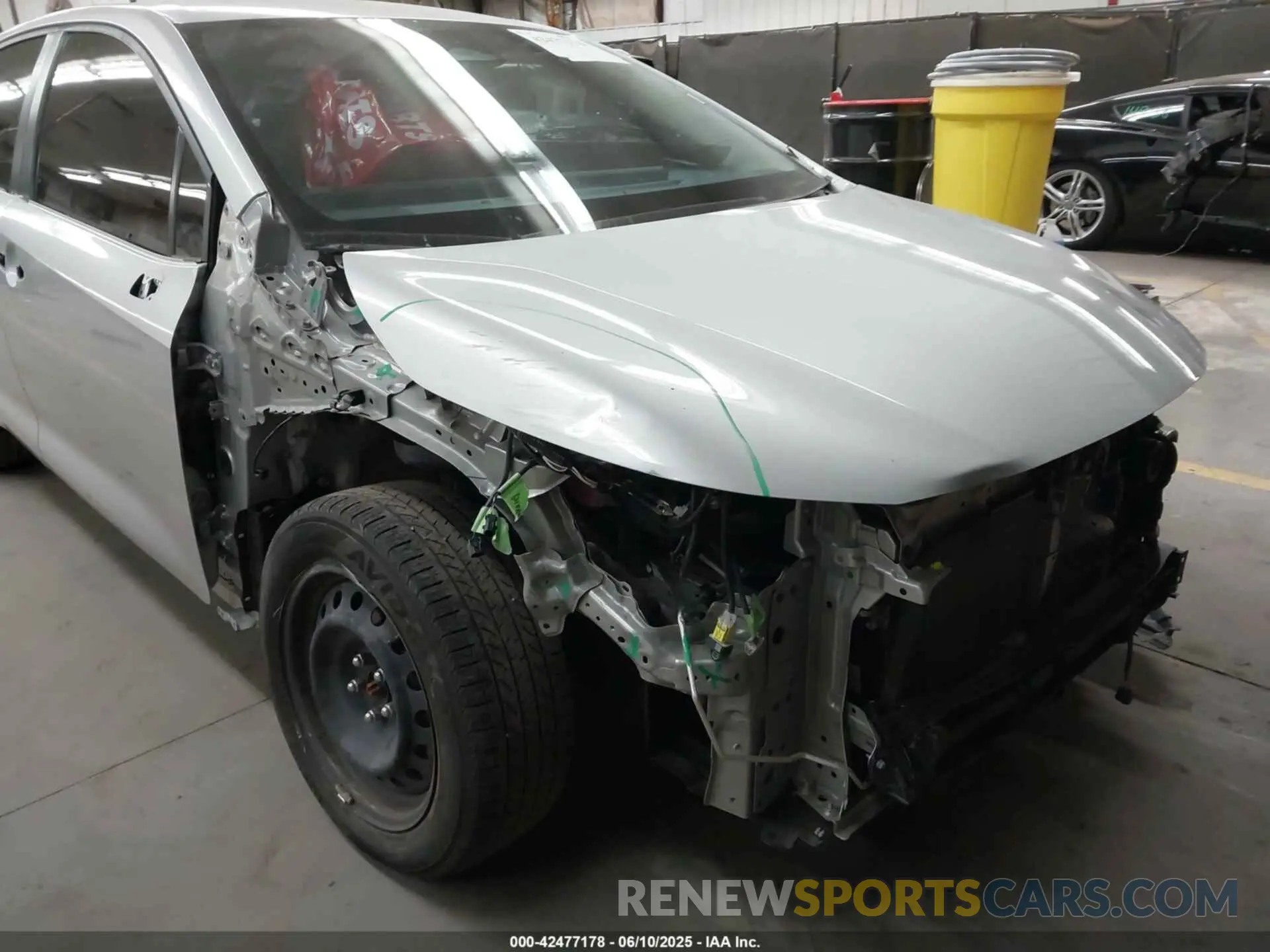 18 Photograph of a damaged car JTDBCMFE6RJ021677 TOYOTA COROLLA 2024