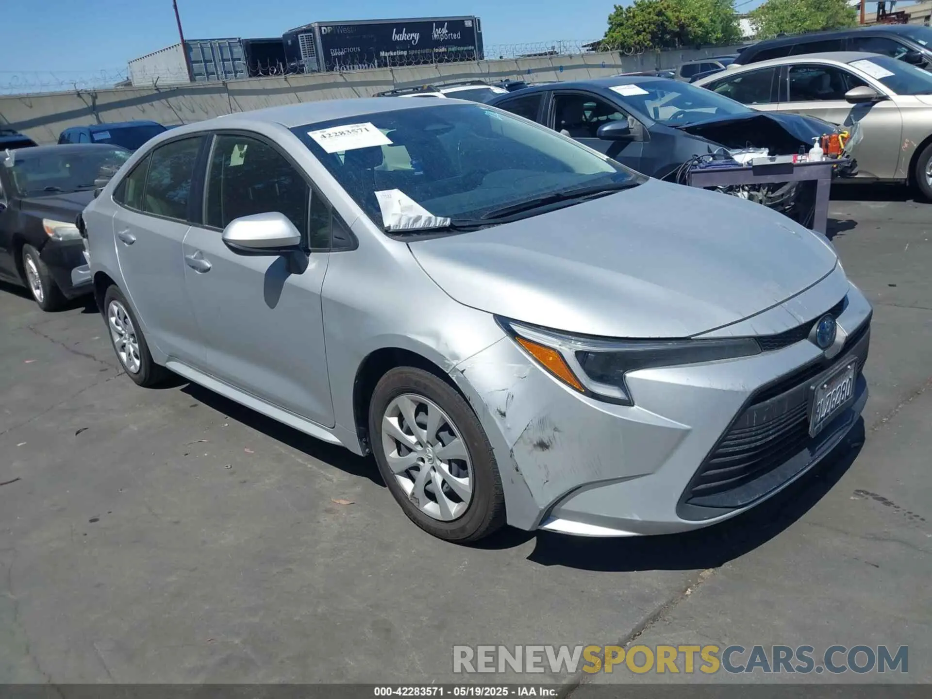 1 Photograph of a damaged car JTDBCMFE8R3054457 TOYOTA COROLLA 2024
