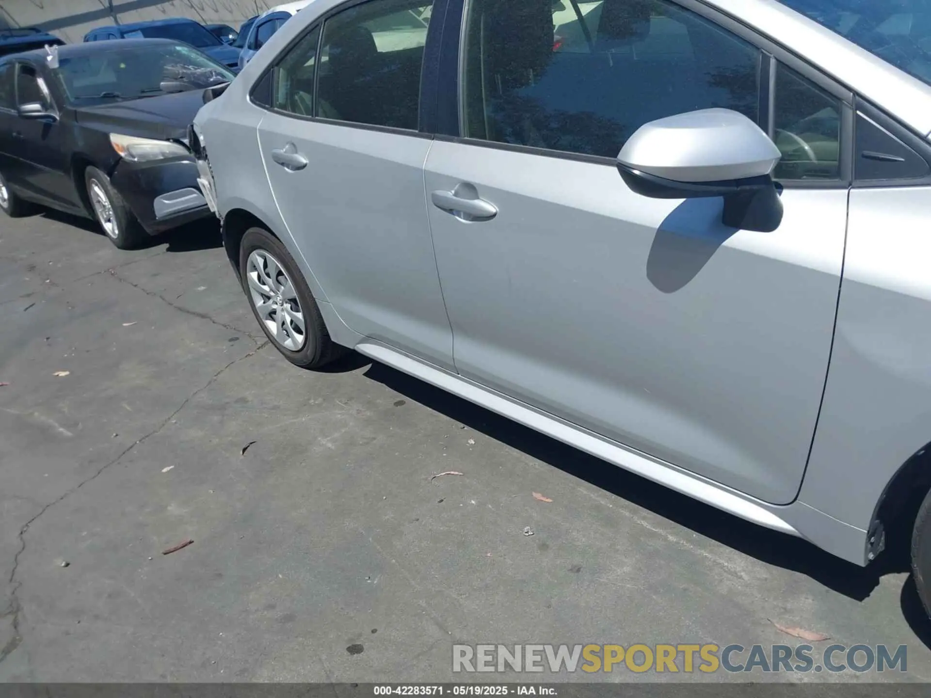 13 Photograph of a damaged car JTDBCMFE8R3054457 TOYOTA COROLLA 2024