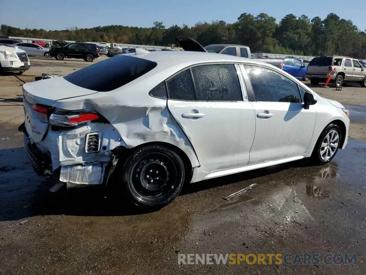 3 Photograph of a damaged car JTDBCMFE8R3064258 TOYOTA COROLLA 2024