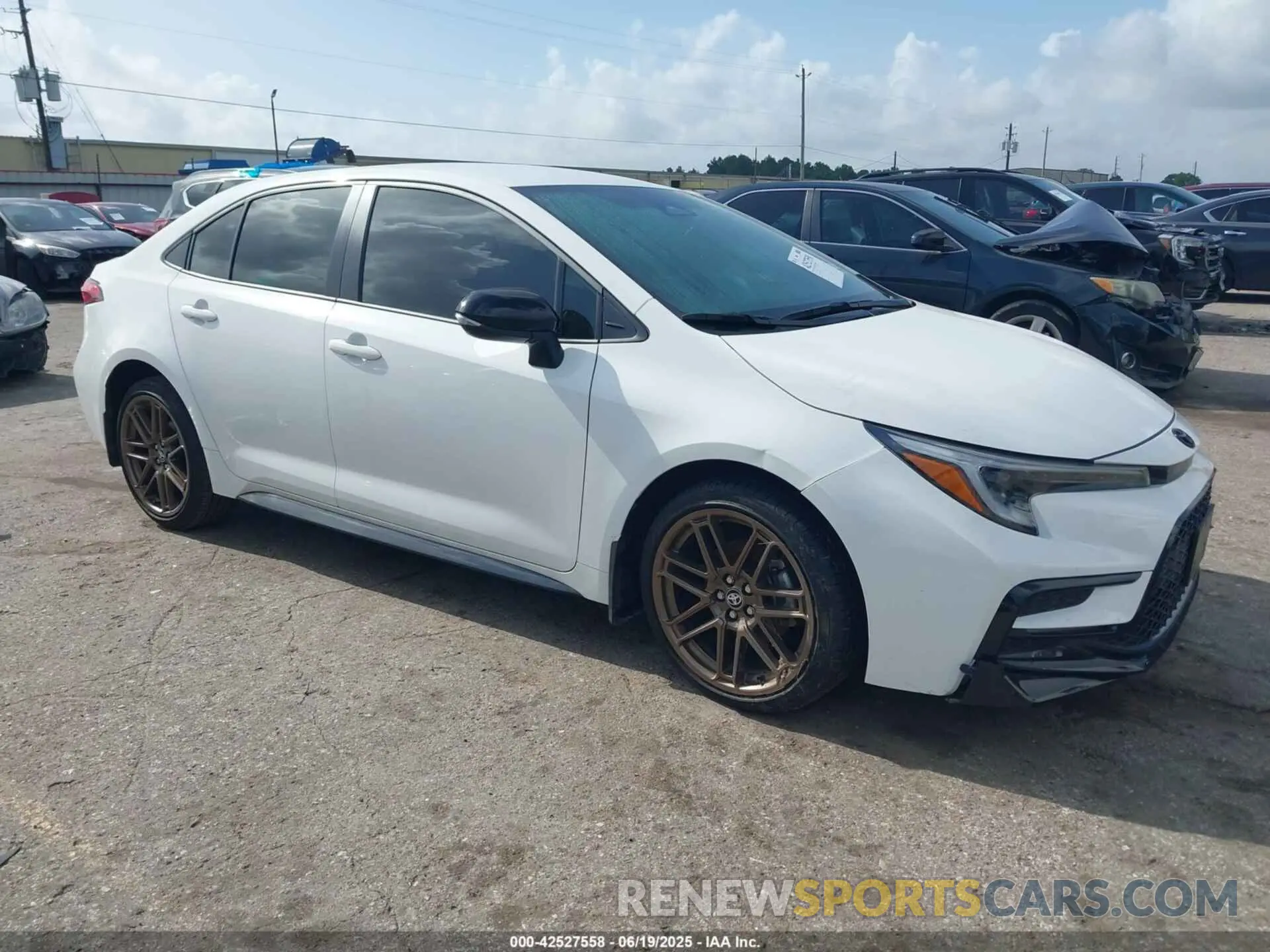 1 Photograph of a damaged car JTDBCMFE8R3064731 TOYOTA COROLLA 2024