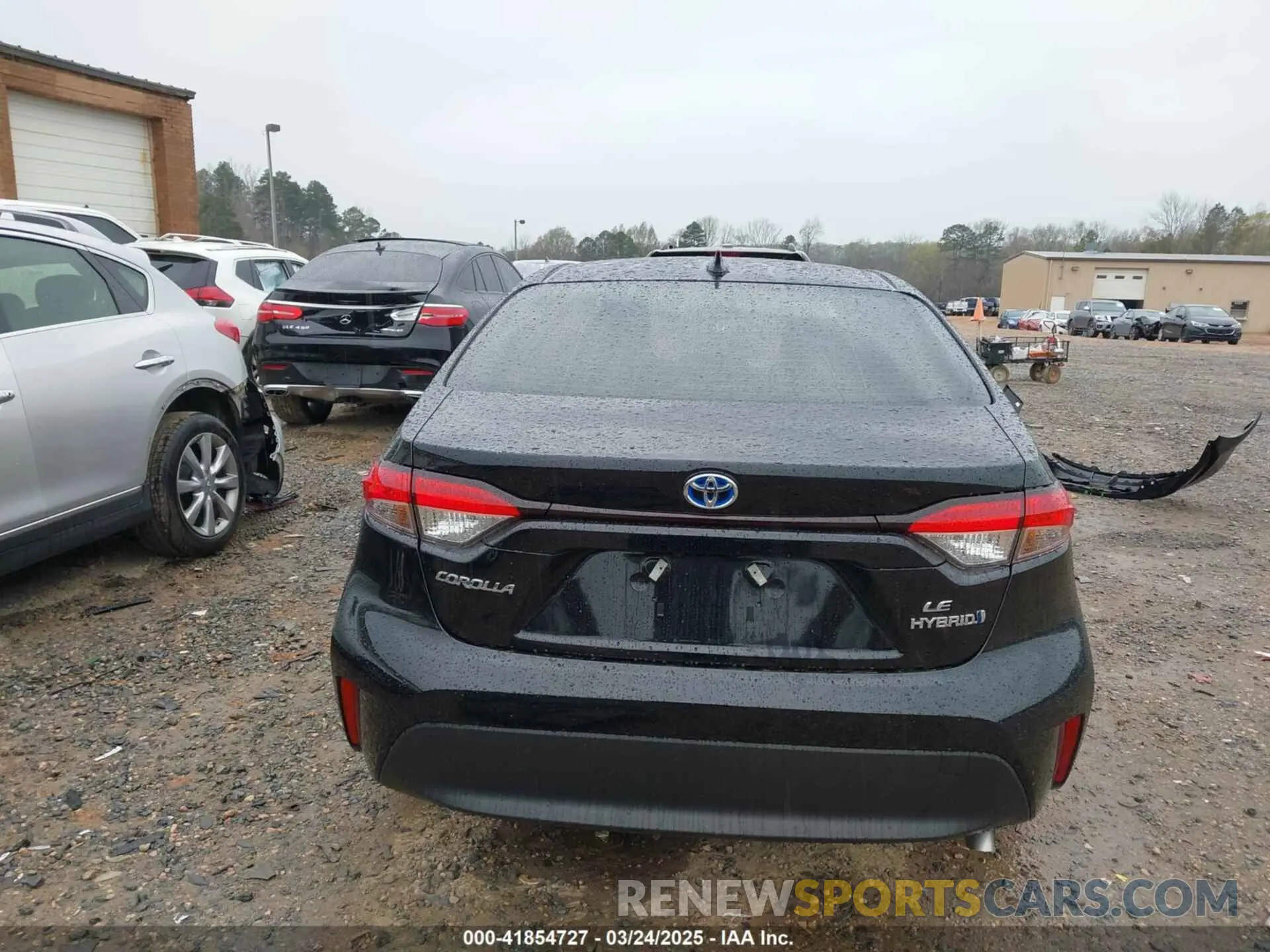 17 Photograph of a damaged car JTDBCMFE8R3068634 TOYOTA COROLLA 2024