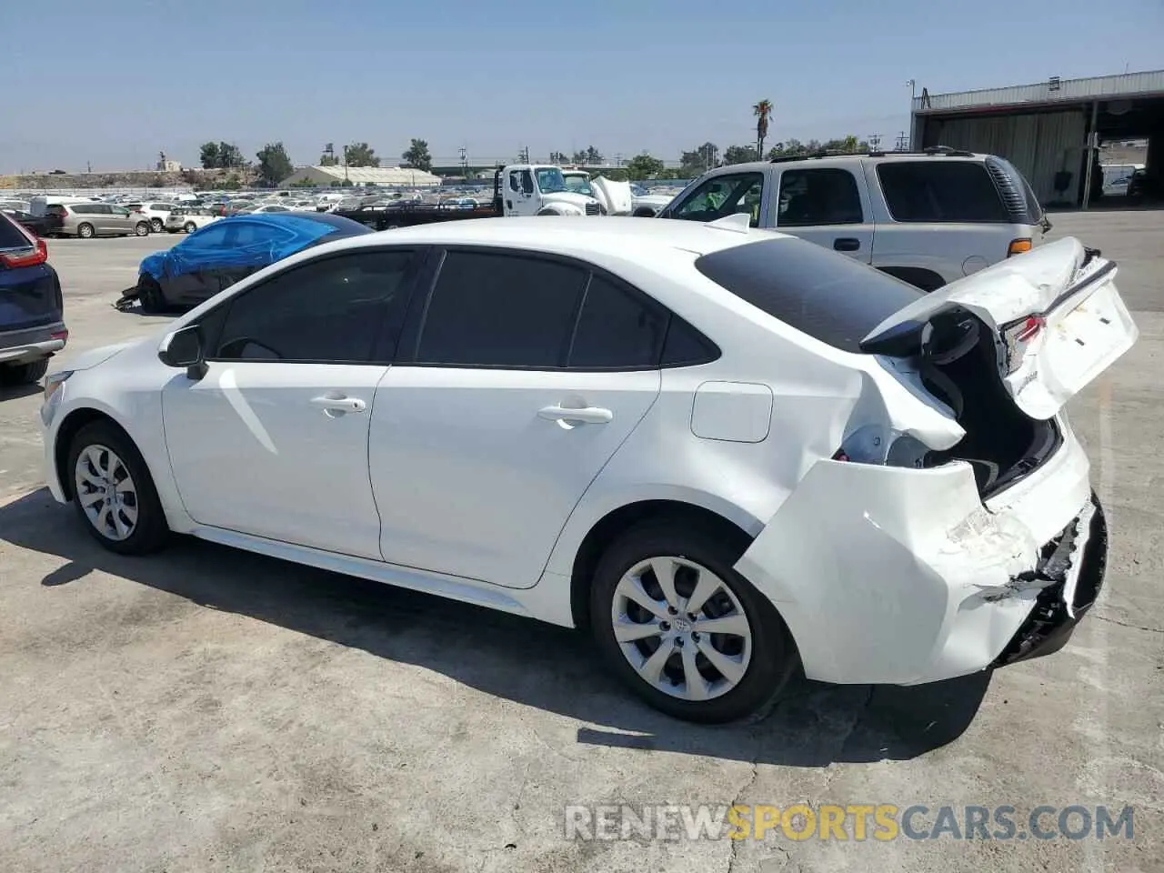 2 Photograph of a damaged car JTDBCMFE8RJ025147 TOYOTA COROLLA 2024