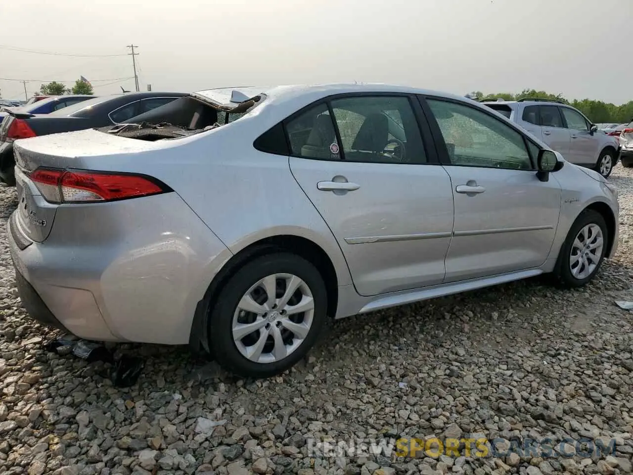 3 Photograph of a damaged car JTDBCMFE9RJ032043 TOYOTA COROLLA 2024