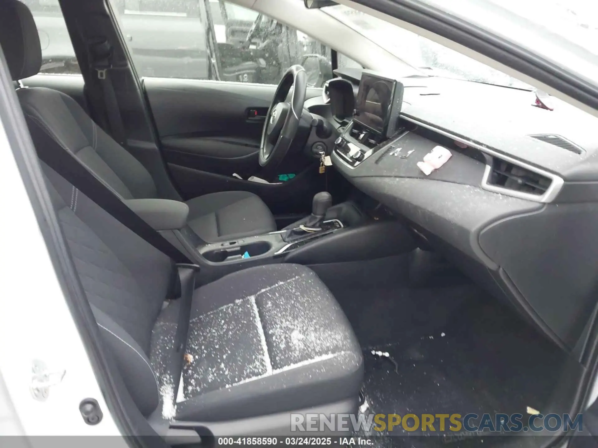 5 Photograph of a damaged car JTDBDMHE0R3016330 TOYOTA COROLLA 2024