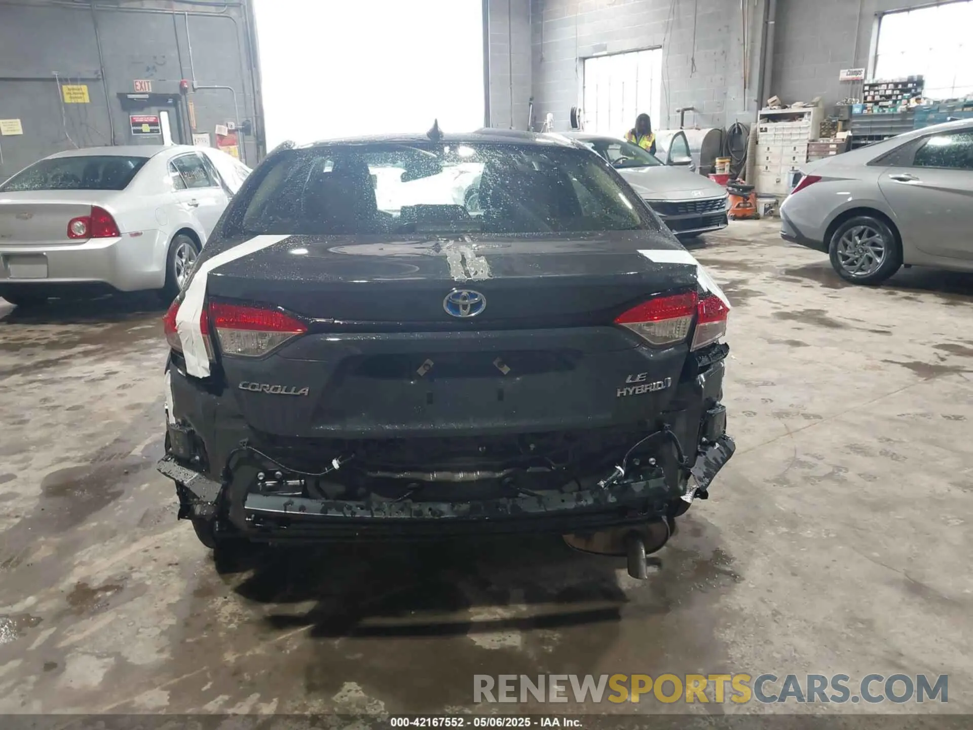 16 Photograph of a damaged car JTDBDMHE2R3015910 TOYOTA COROLLA 2024