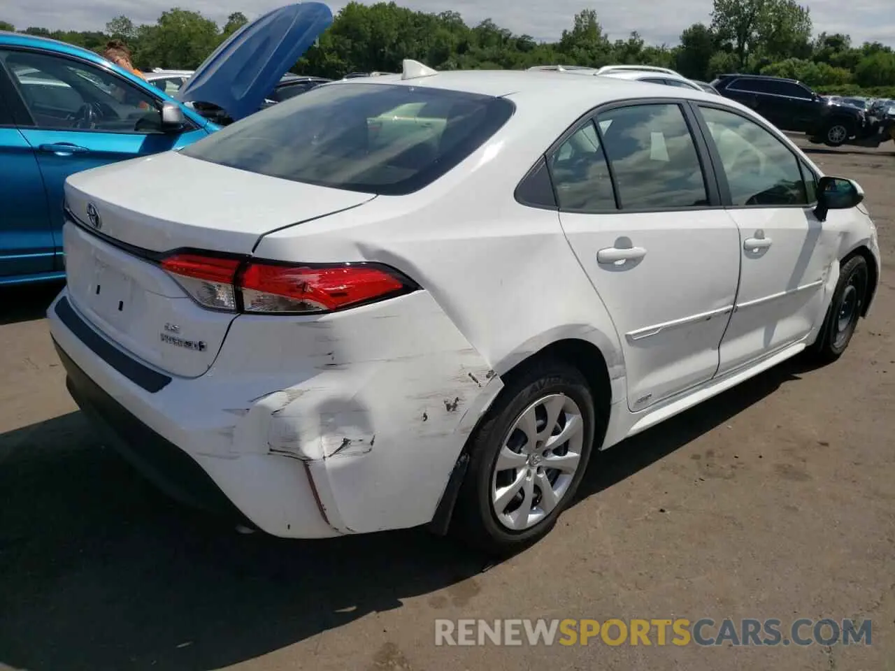 3 Photograph of a damaged car JTDBDMHE4RJ007660 TOYOTA COROLLA 2024