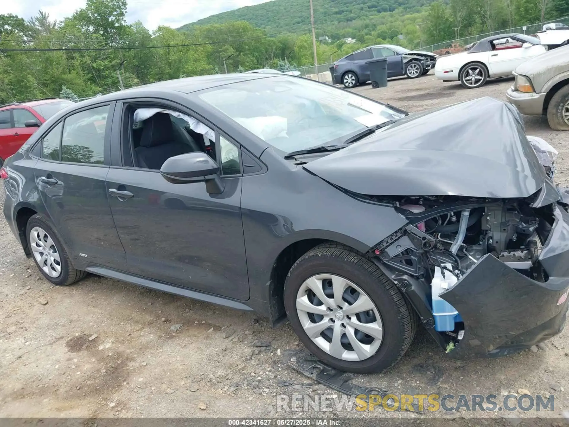 18 Photograph of a damaged car JTDBDMHE5R3015576 TOYOTA COROLLA 2024