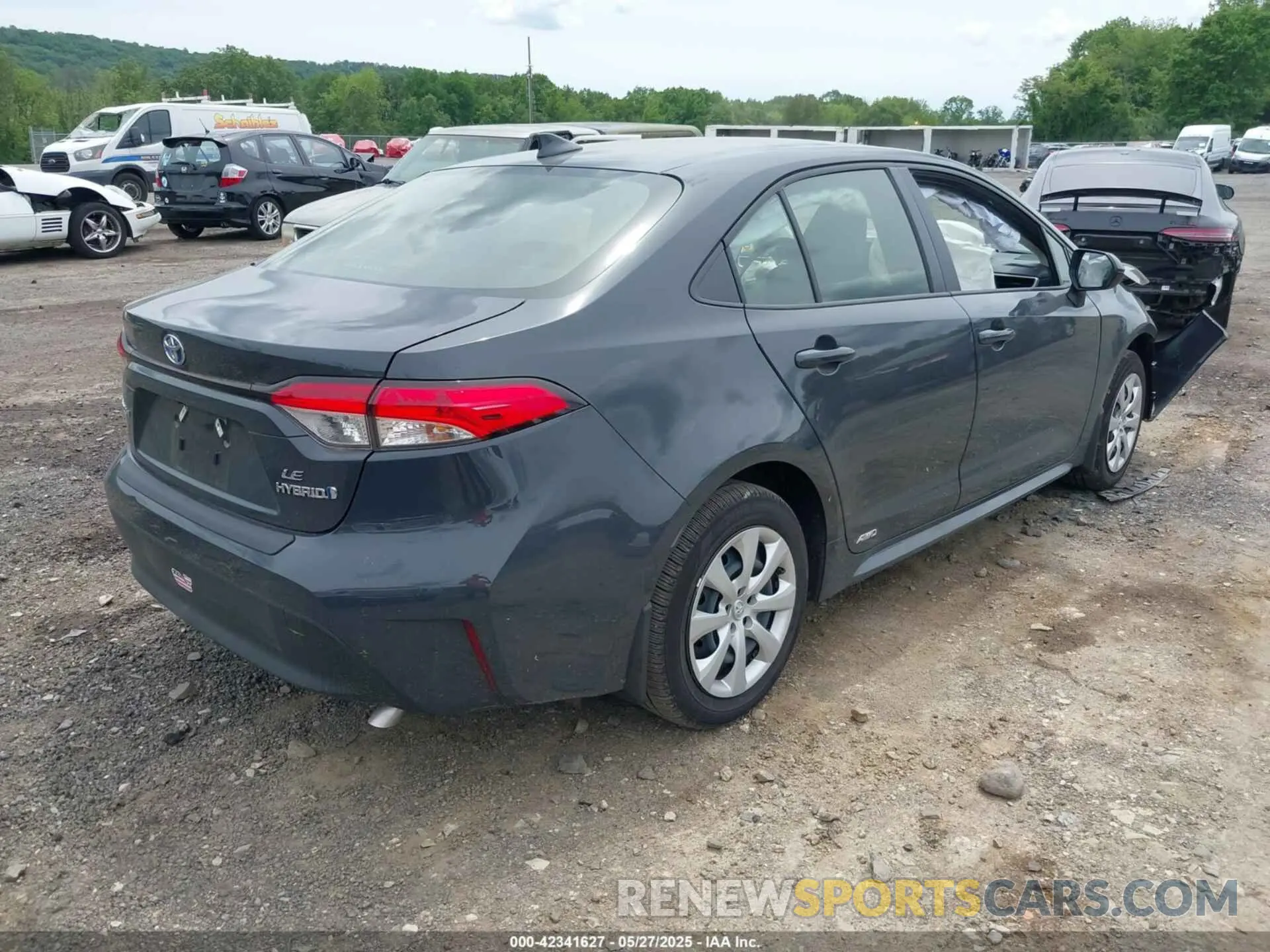 4 Photograph of a damaged car JTDBDMHE5R3015576 TOYOTA COROLLA 2024