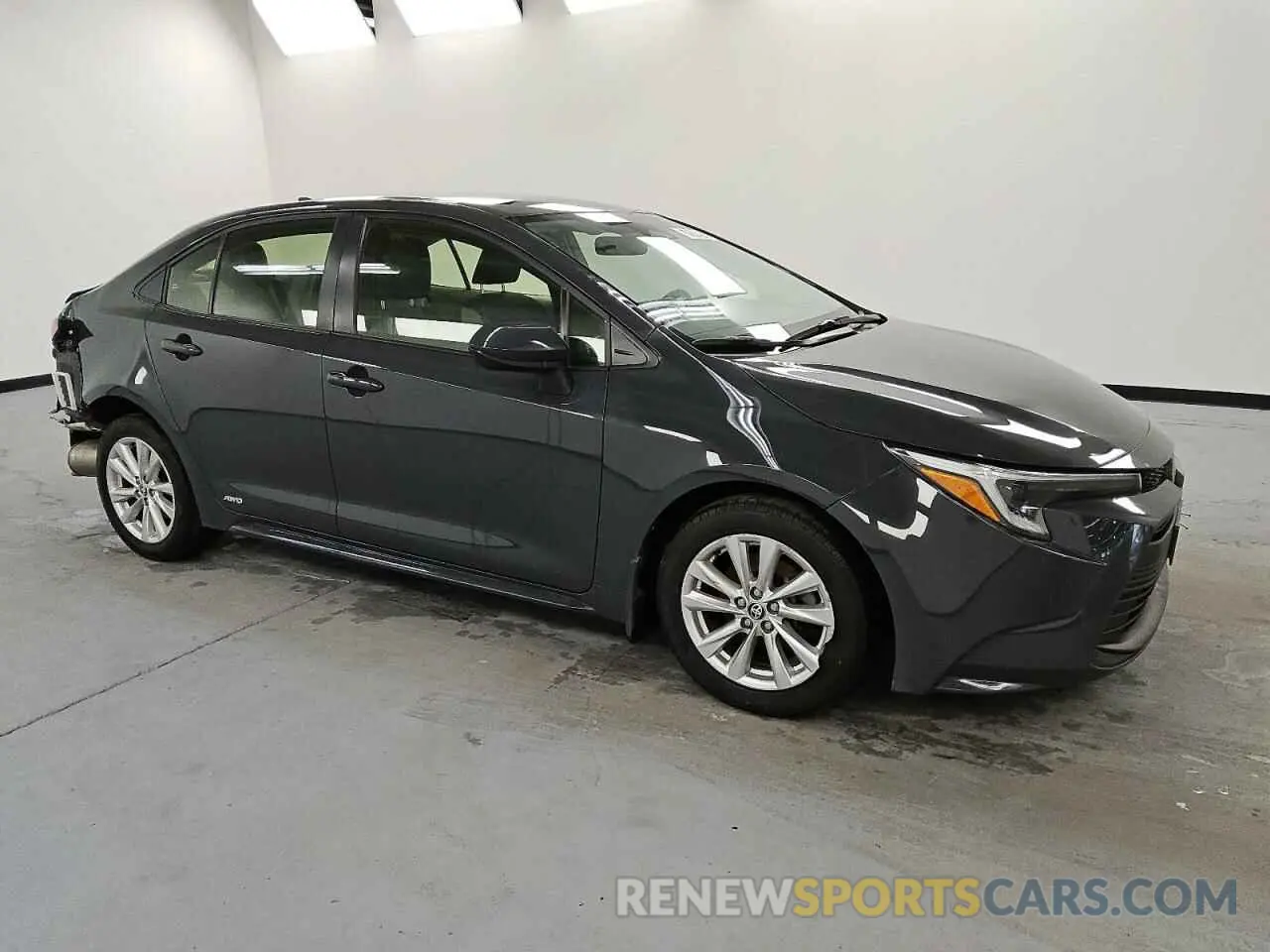 4 Photograph of a damaged car JTDBDMHE6R3008796 TOYOTA COROLLA 2024