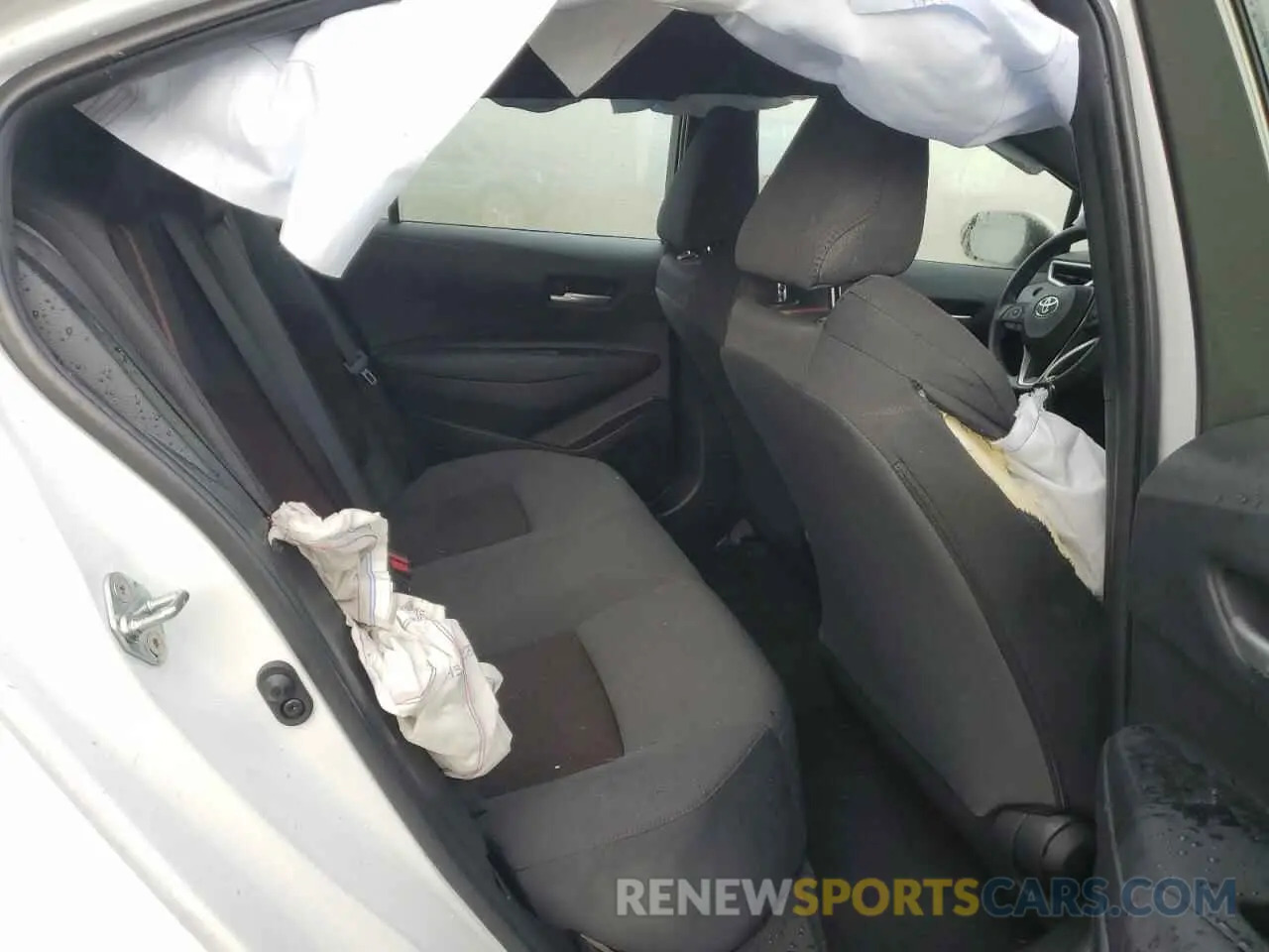 11 Photograph of a damaged car JTDS4MCE4R3520838 TOYOTA COROLLA 2024