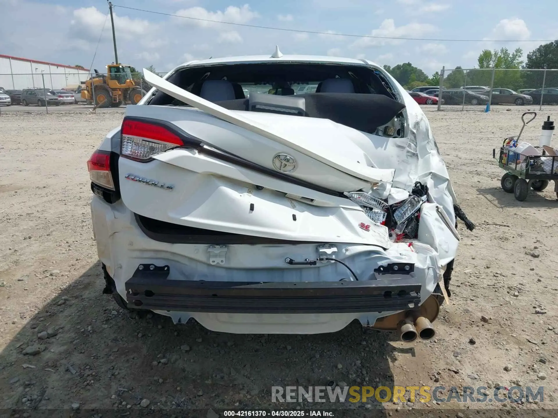 17 Photograph of a damaged car JTDS4MCE7R3519697 TOYOTA COROLLA 2024