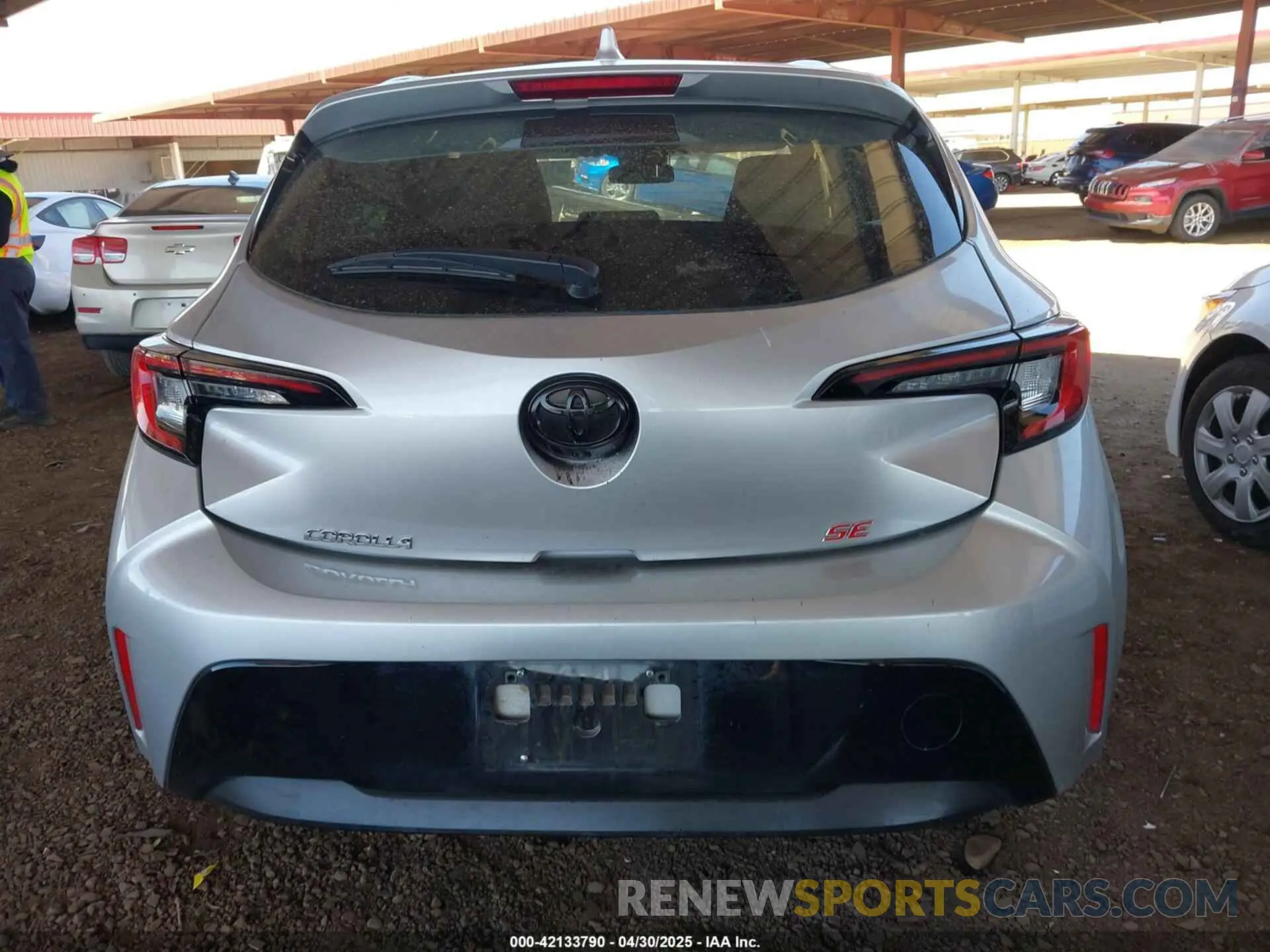 16 Photograph of a damaged car JTND4MBE3R3225476 TOYOTA COROLLA 2024