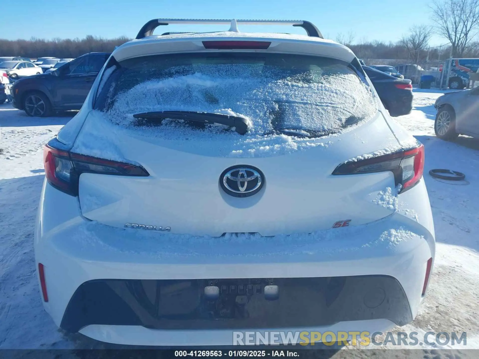 16 Photograph of a damaged car JTND4MBE4R3228452 TOYOTA COROLLA 2024
