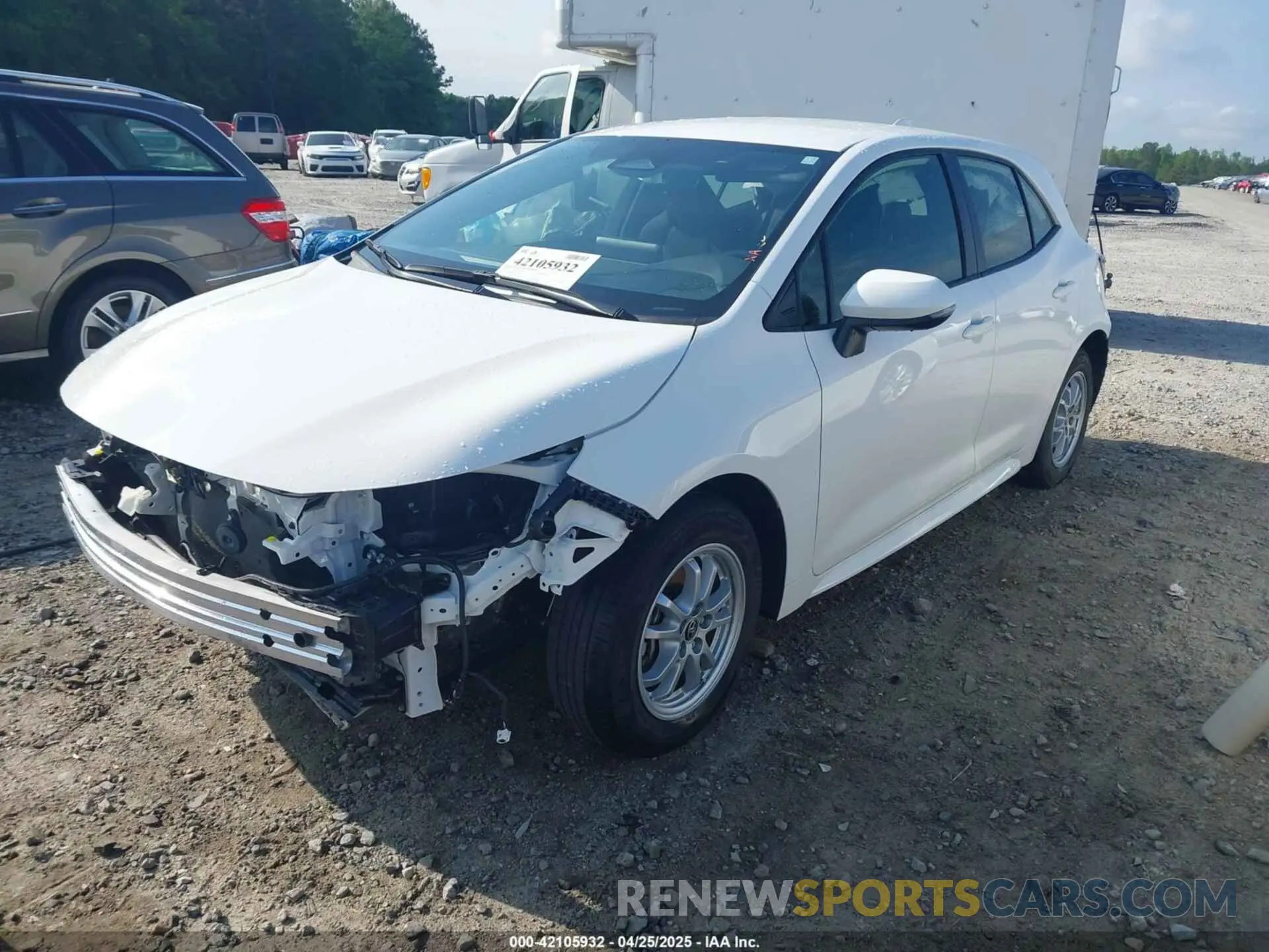 2 Photograph of a damaged car JTND4MBEXR3218573 TOYOTA COROLLA 2024
